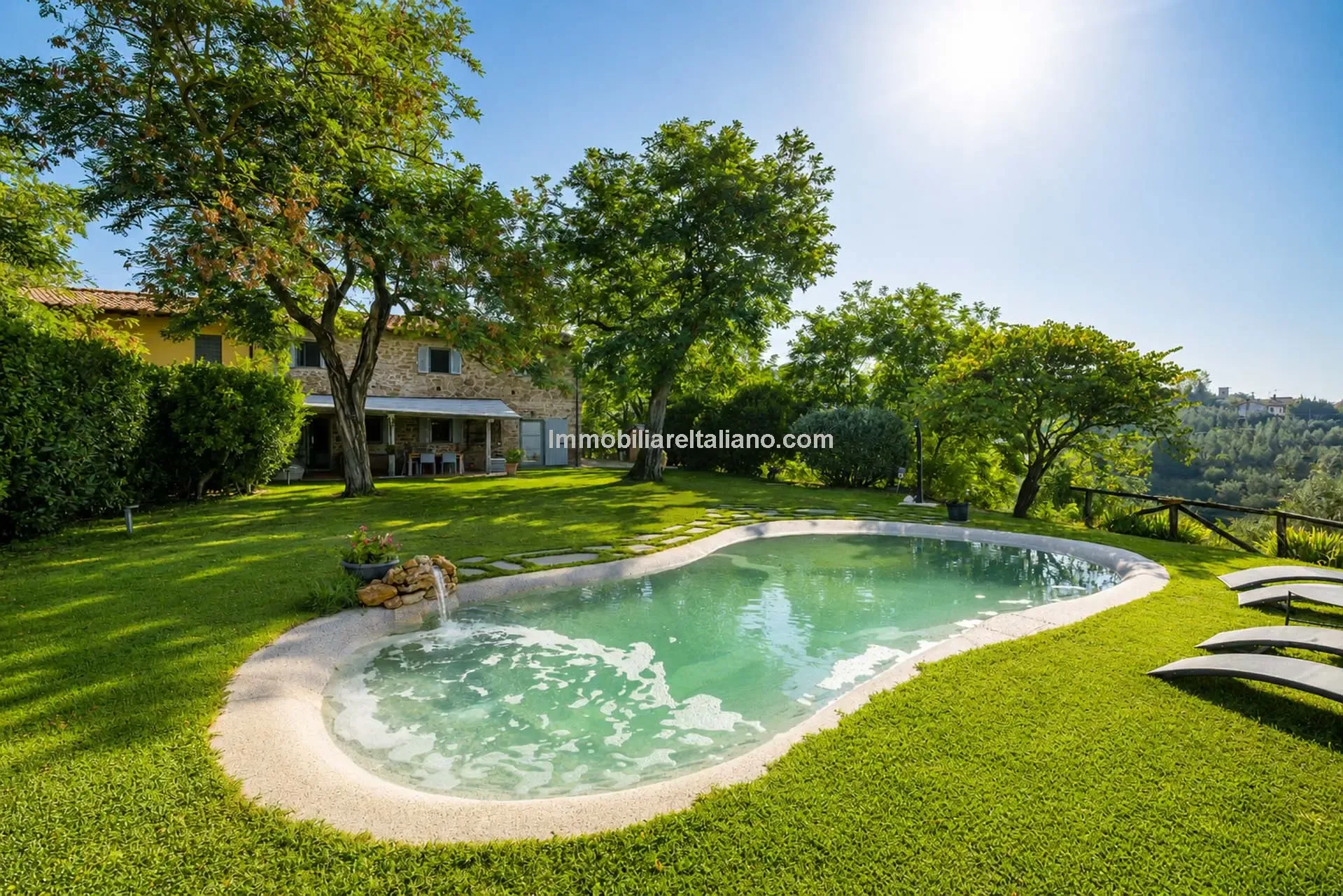 Tuscan Farmhouse with Pool and Olive Grove near Historical Vinci - View image 7 of 44