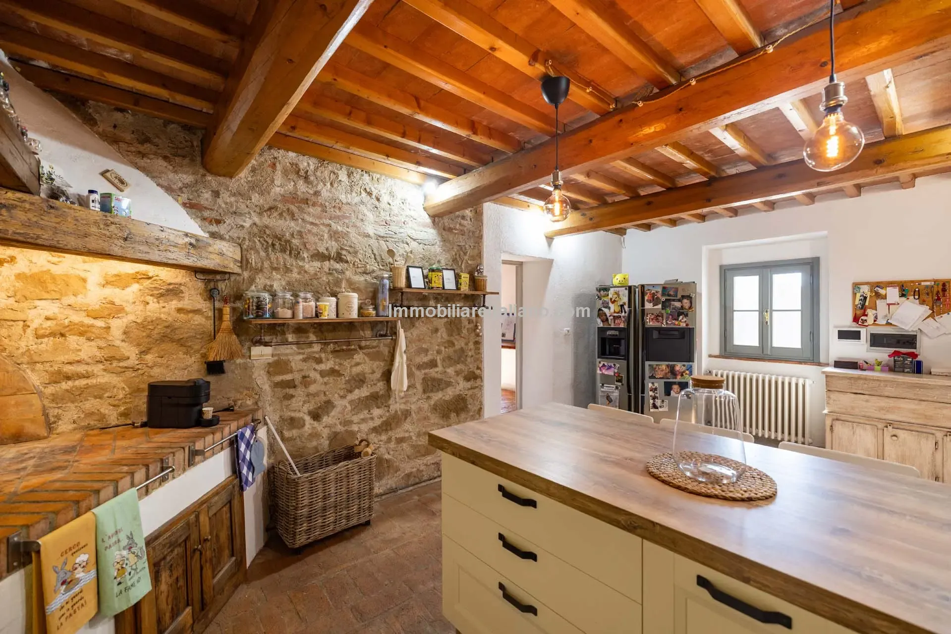 Tuscan Farmhouse with Pool and Olive Grove near Historical Vinci - View image 24 of 44