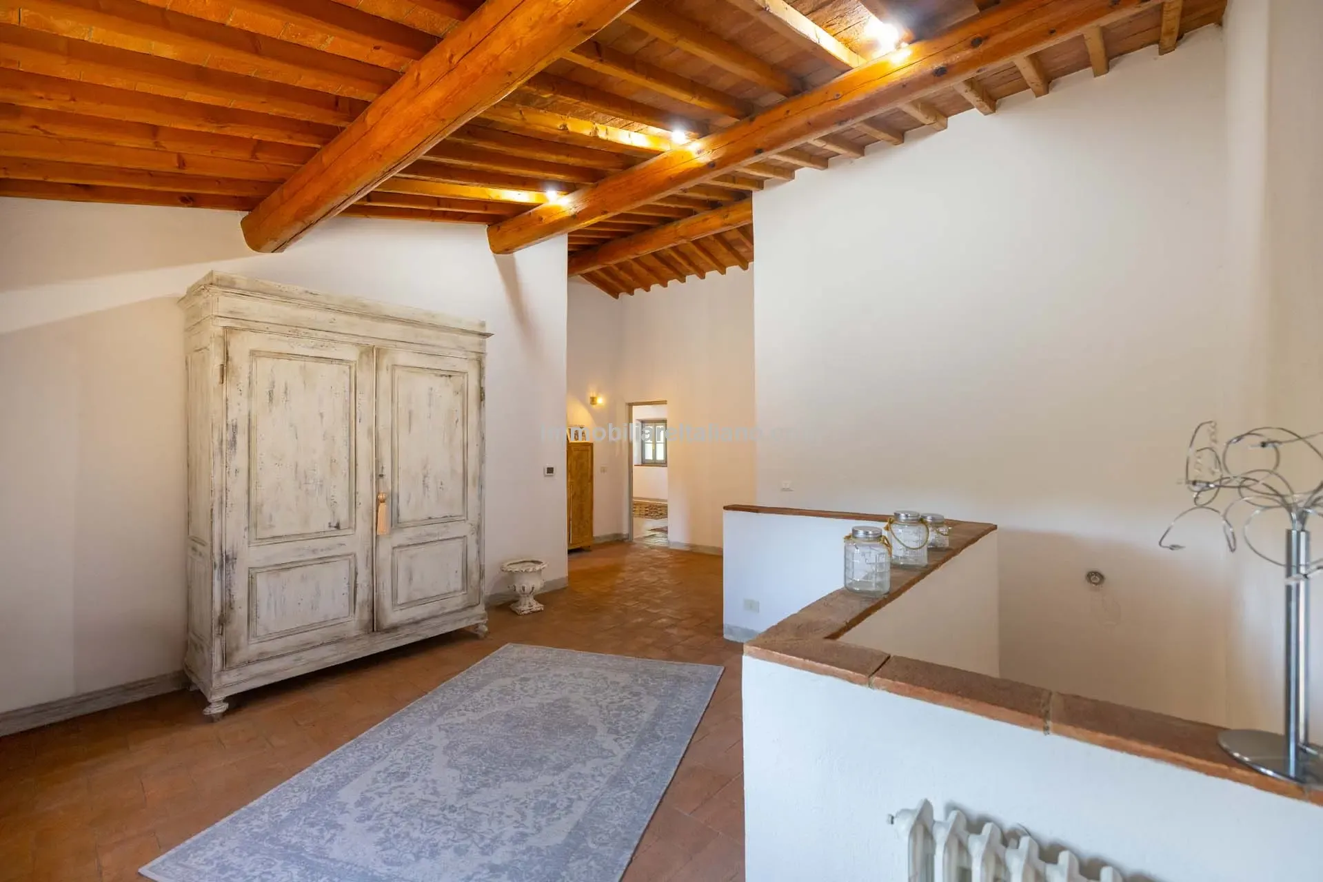 Tuscan Farmhouse with Pool and Olive Grove near Historical Vinci - View image 29 of 44