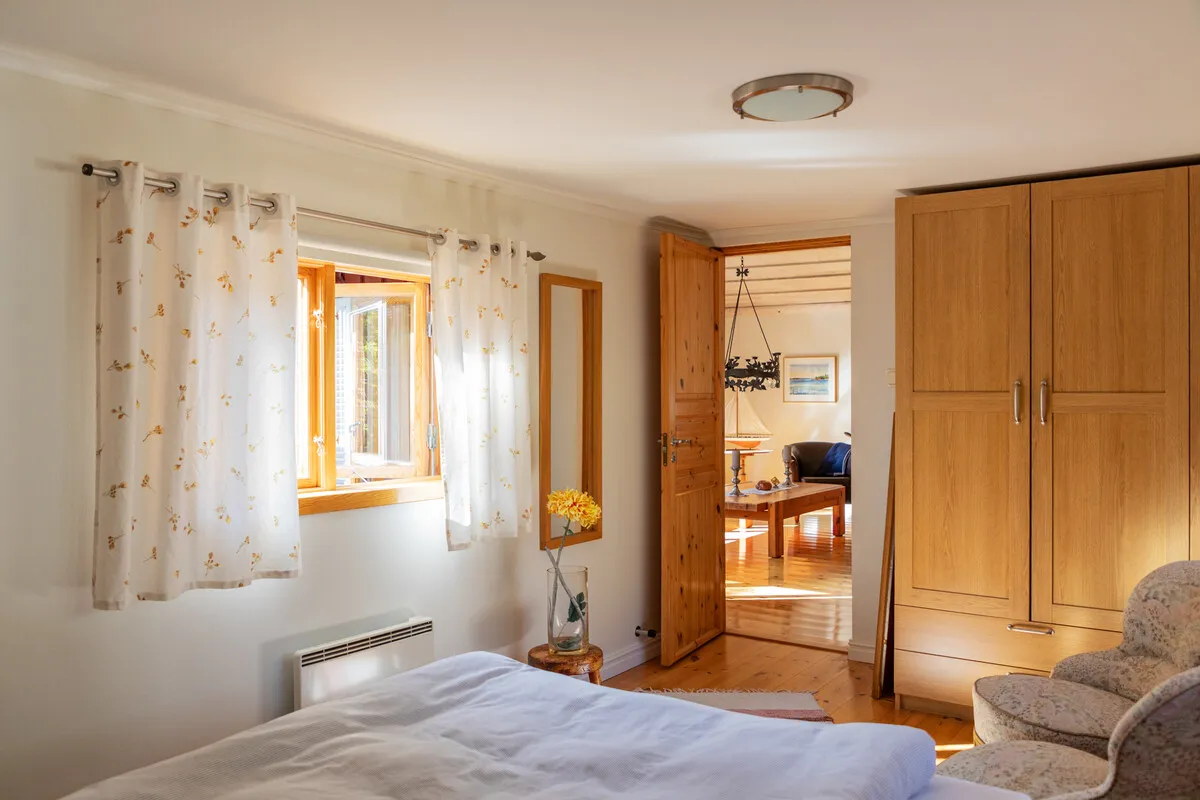 1950s Swedish Cottage with Expansive Grounds and Wood Heating in Furusund - View image 24 of 42