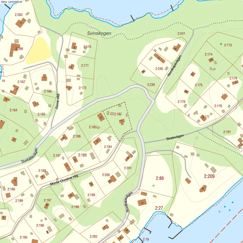 1950s Swedish Cottage with Expansive Grounds and Wood Heating in Furusund - View image 40 of 42