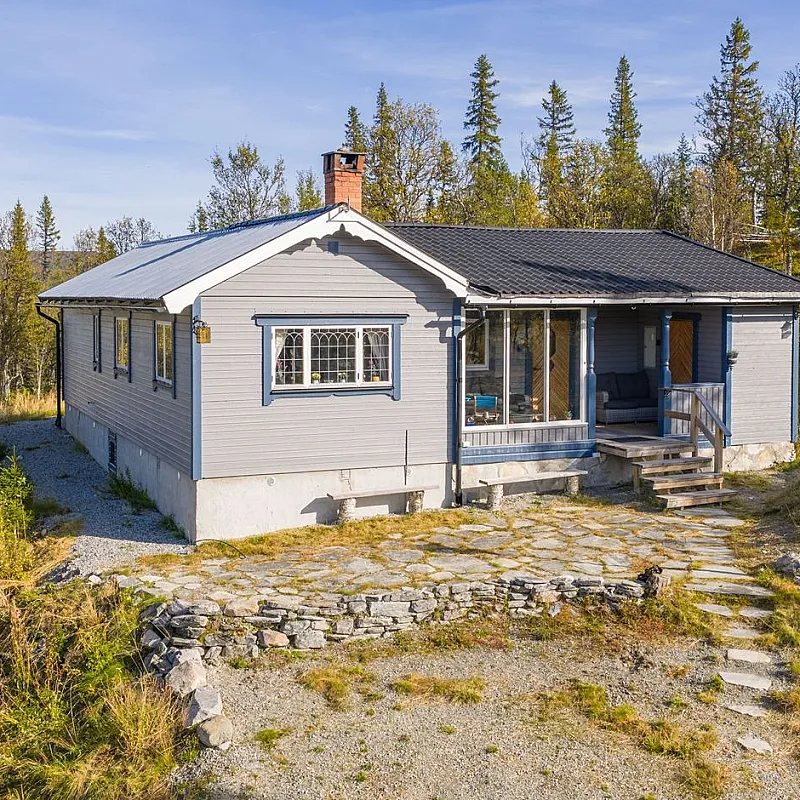 1970s Swedish Cabin with Terrace and Parking in Funäsdalen
