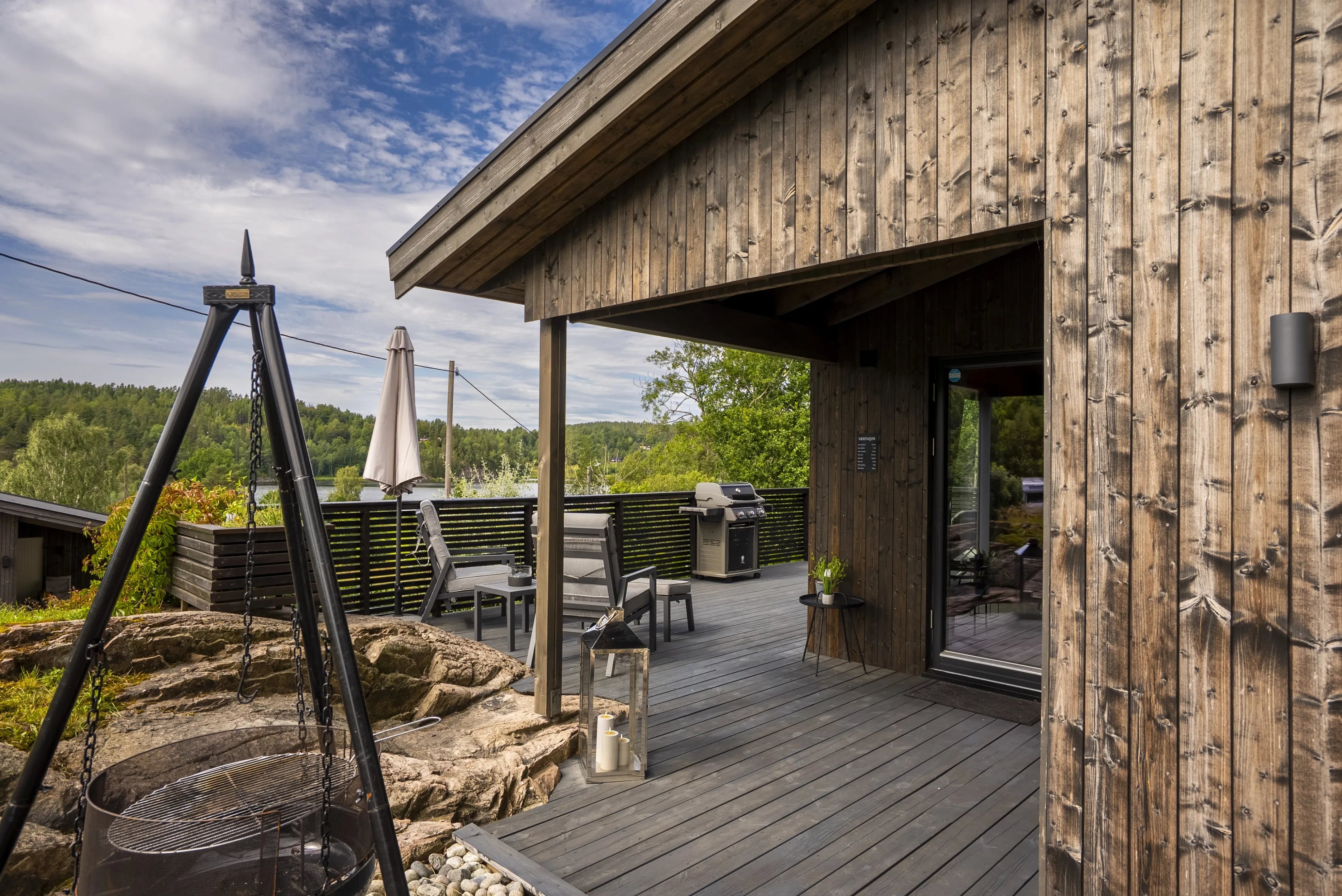 Scandinavian Lakeview Cabin with Modern Comforts in Andebu - View image 34 of 45