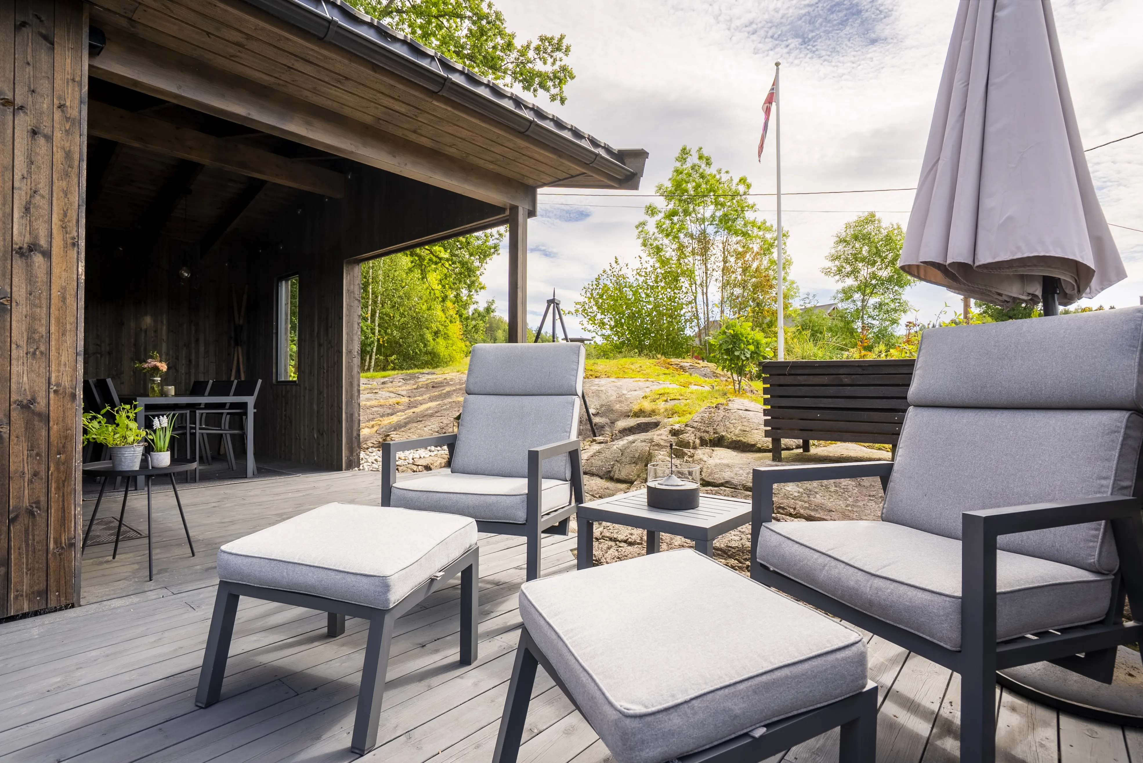Scandinavian Lakeview Cabin with Modern Comforts in Andebu - View image 37 of 45