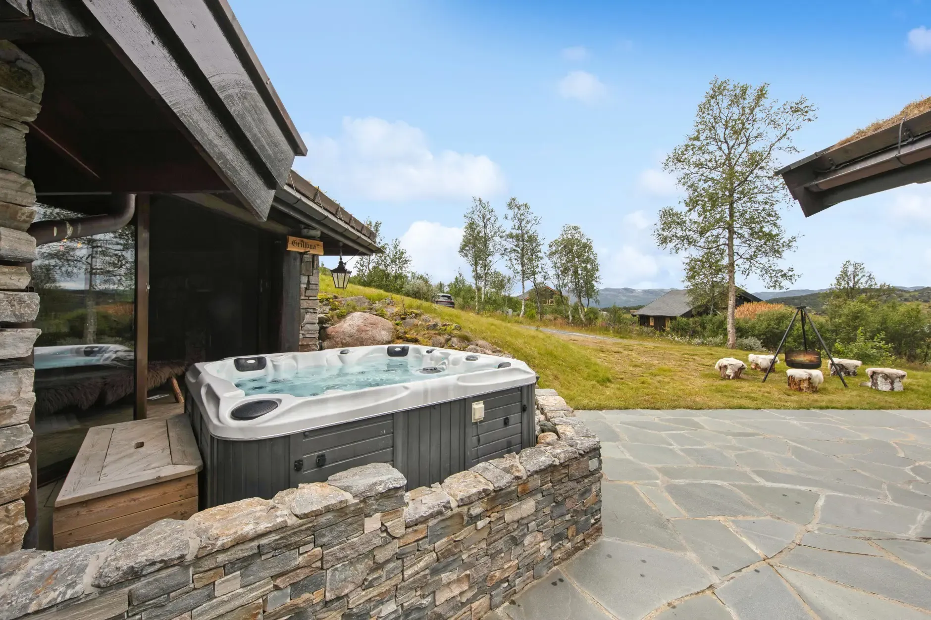 Scenic 3-Bedroom Cabin with Pool and Terrace in Rauland, Norway - View image 23 of 33