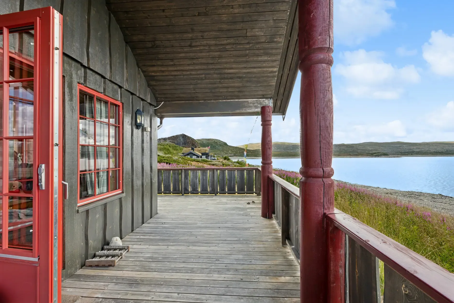 2009 Landhaus mit Terrasse am See in Nore og Uvdal, Norwegen - Bild 13 von 34 anzeigen