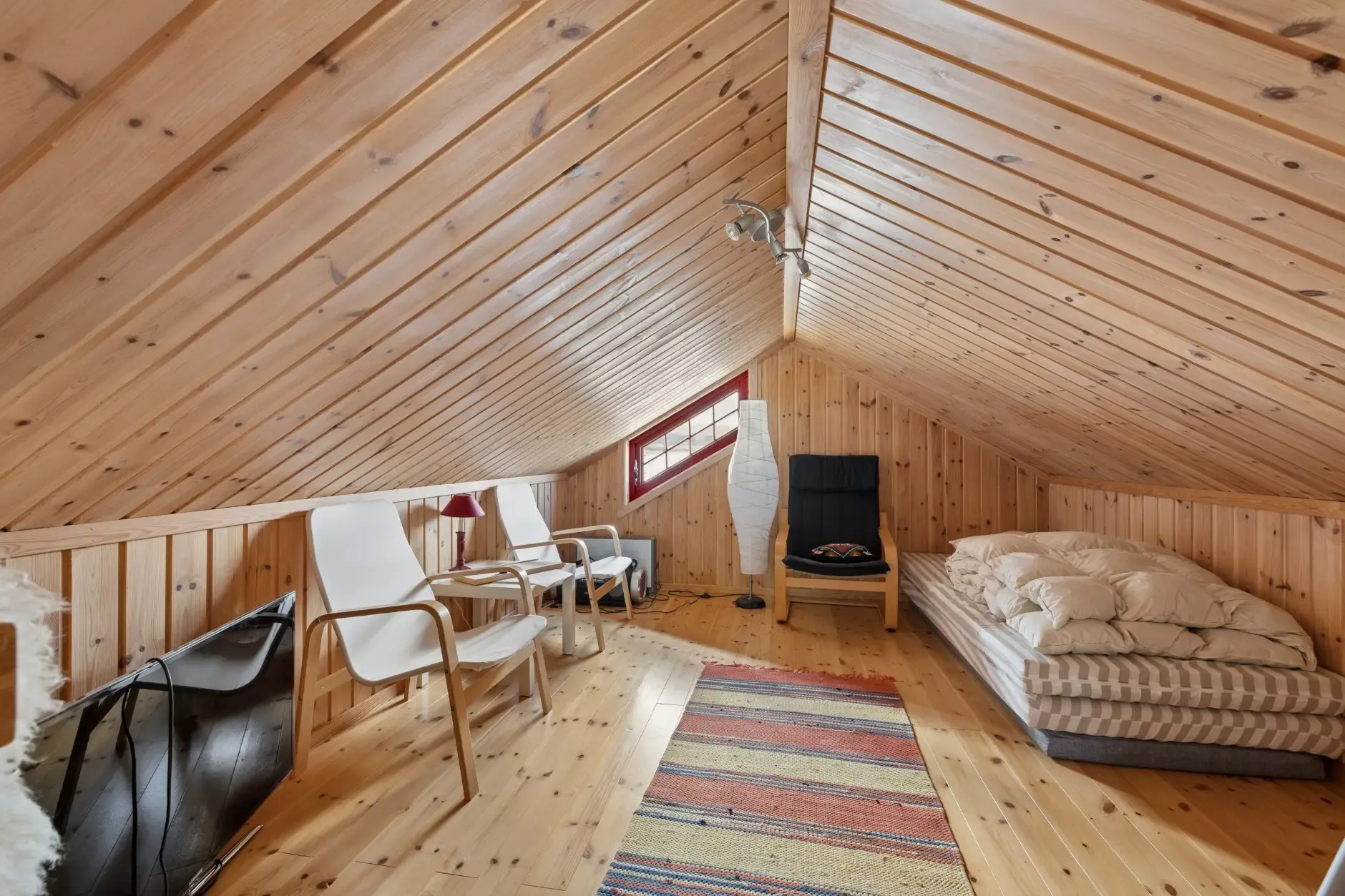 2009 Landhaus mit Terrasse am See in Nore og Uvdal, Norwegen - Bild 20 von 34 anzeigen