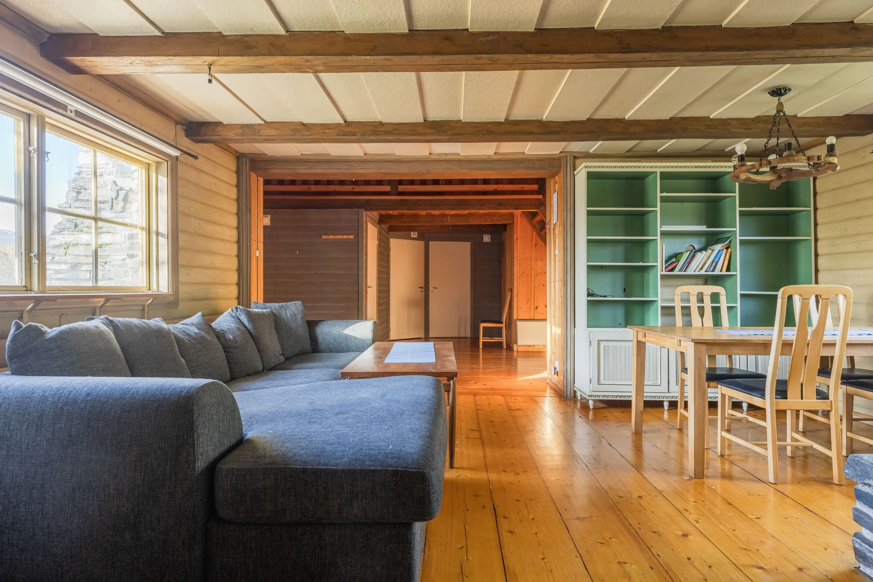 1950s Swedish Country House with Expansive Grounds in Bruksvallarna - View image 12 of 37