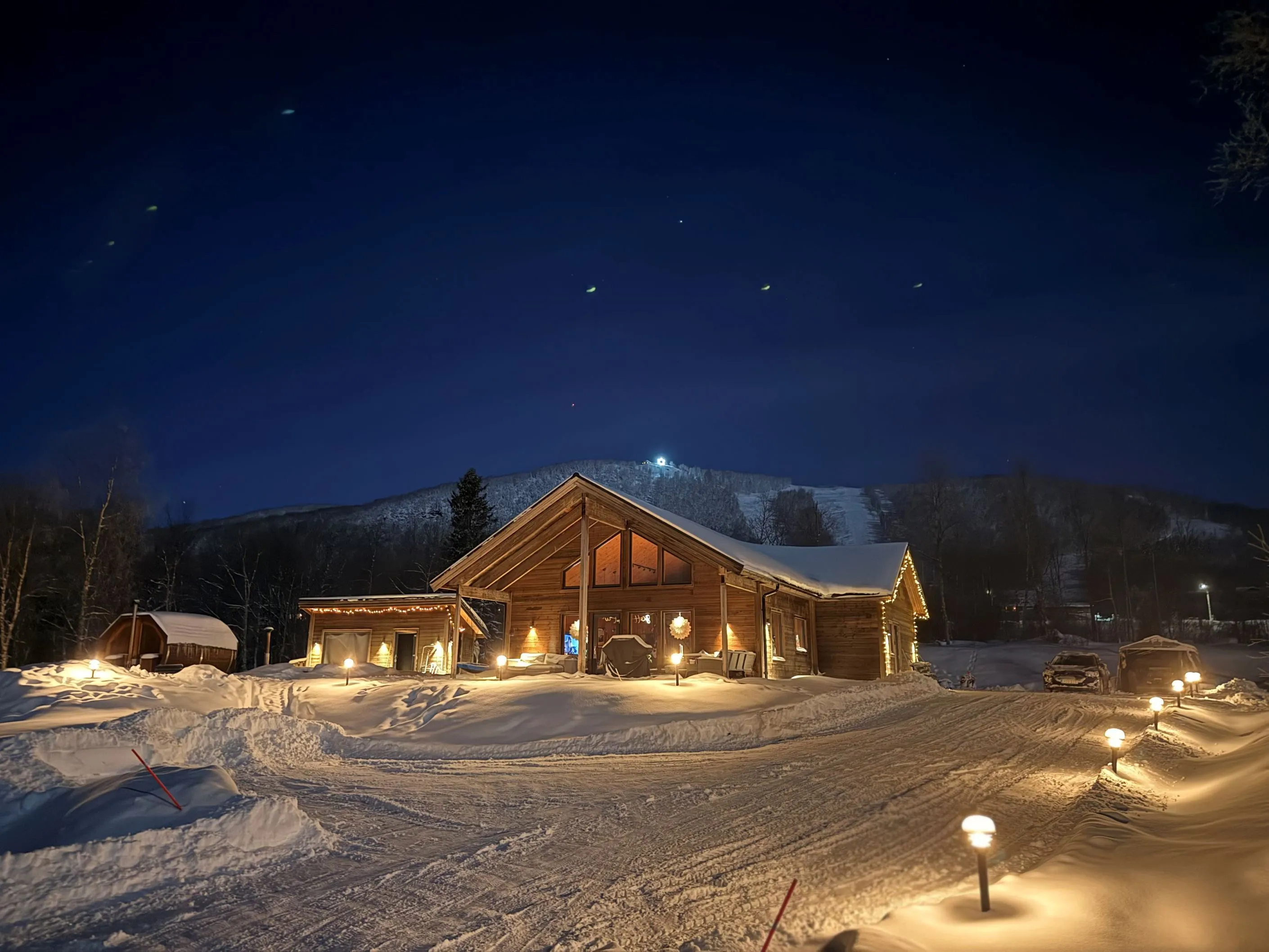 Modern 5-Bedroom Country House with Garden and Terrace in Swedish Lapland - View image 38 of 42
