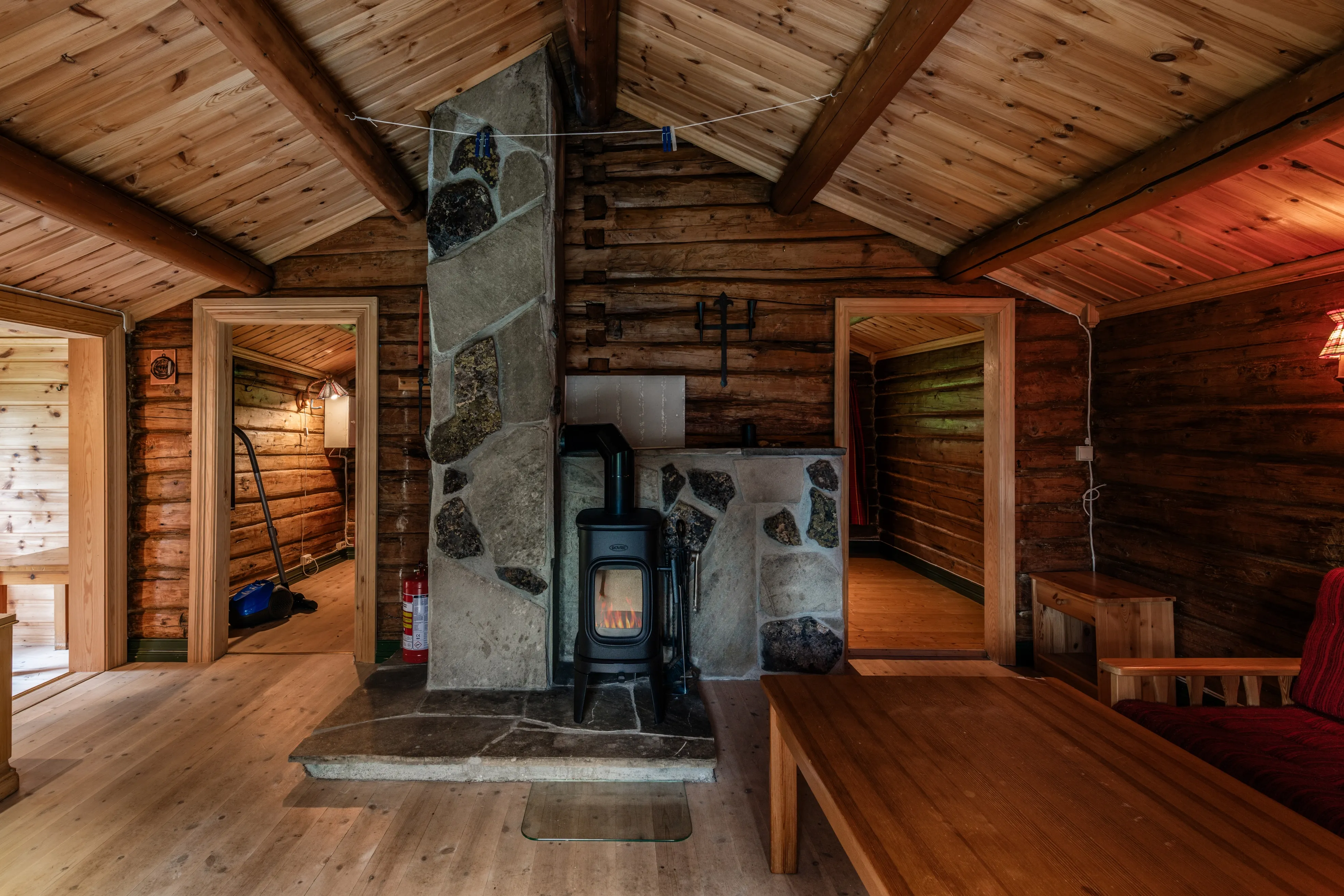 1980s Cabin with Terrace in Numedal's Scenic Outdoors - View image 10 of 27