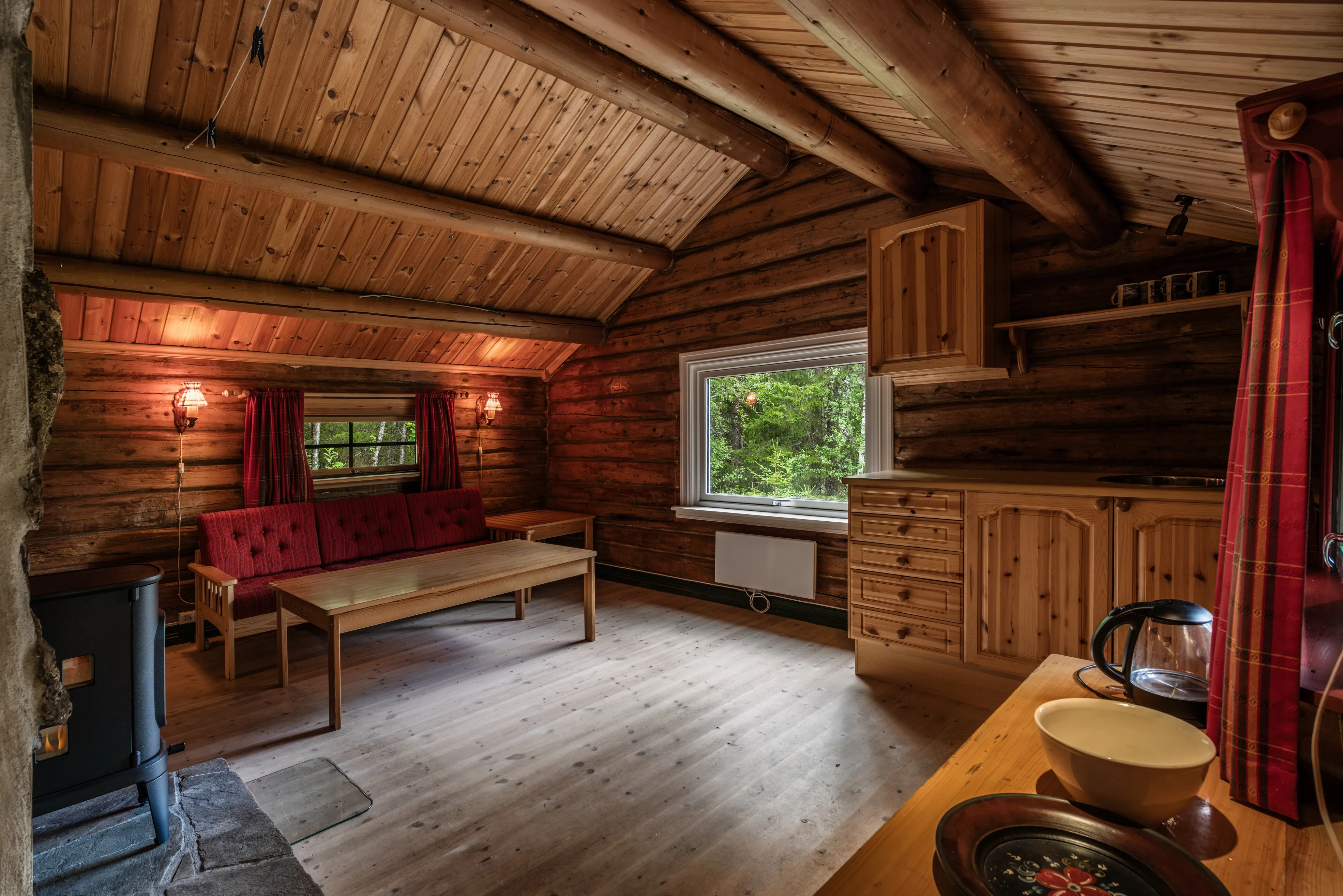 1980s Cabin with Terrace in Numedal's Scenic Outdoors - View image 11 of 27