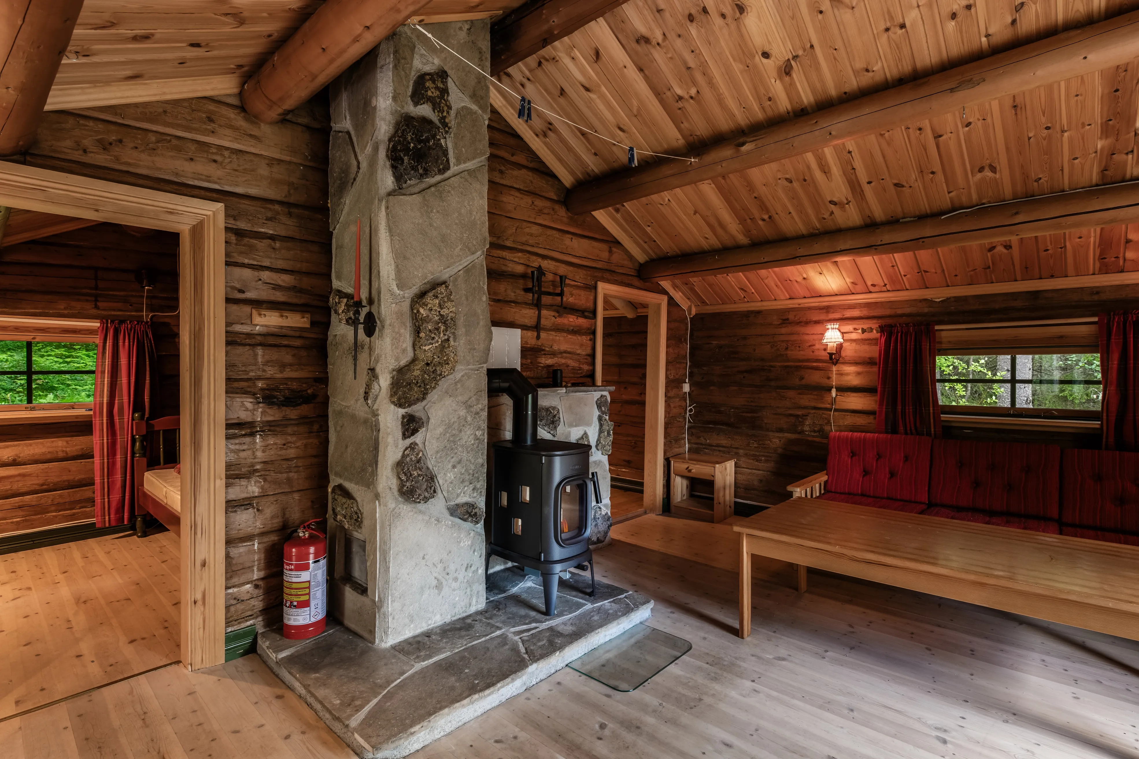 1980s Cabin with Terrace in Numedal's Scenic Outdoors - View image 13 of 27