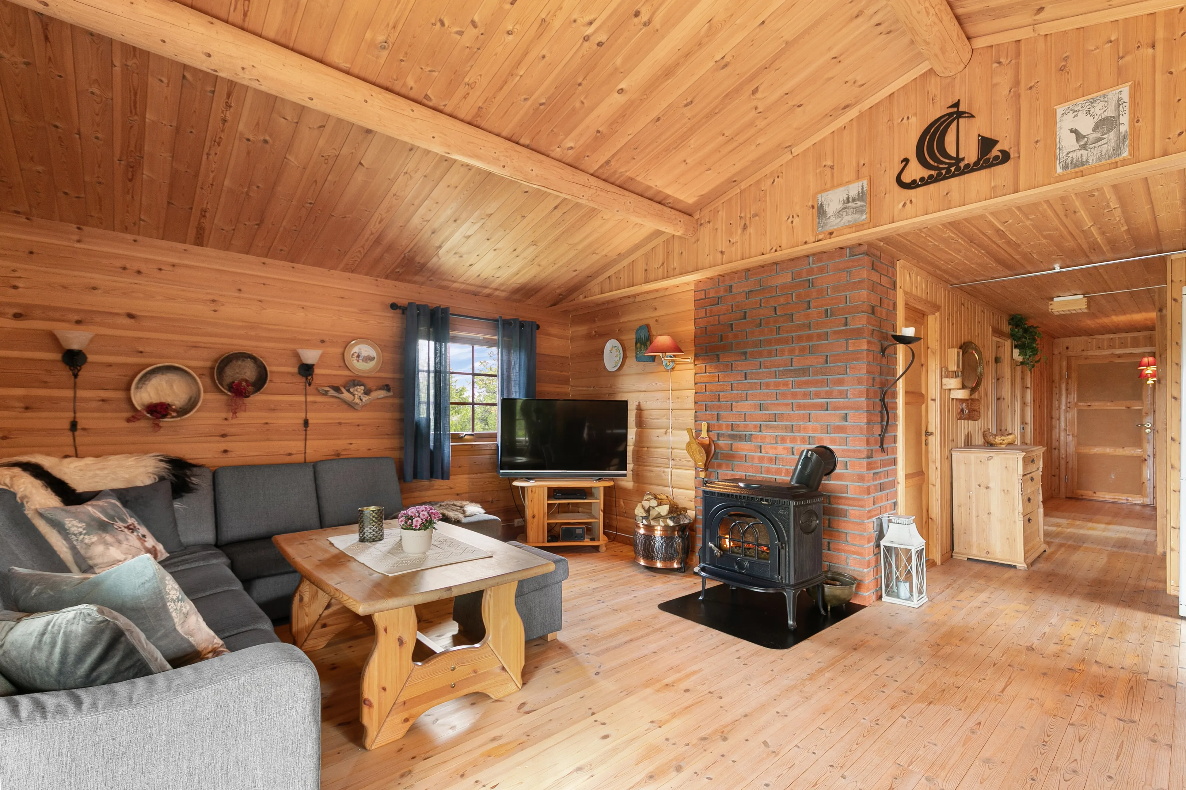 3-Bedroom Country House in Mesnali with Winter Garden and Terrace - Image 5