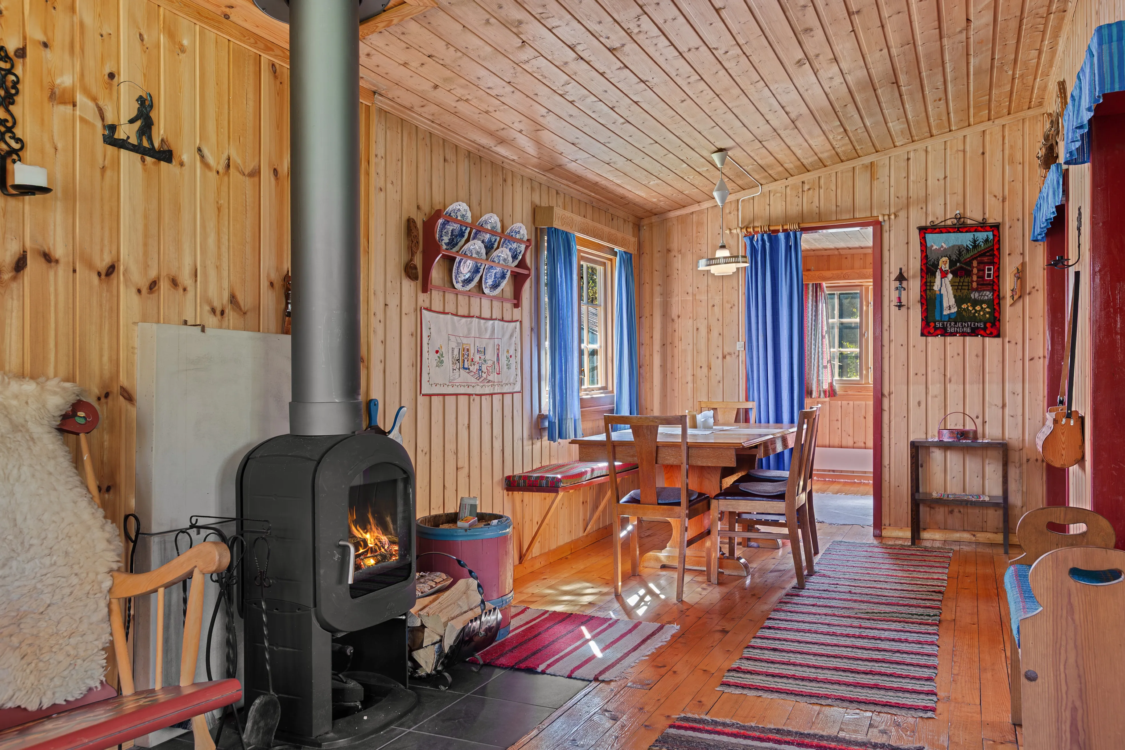 1970s Norwegian Cabin with Annex in Tisleidalen's Scenic Wilderness - View image 8 of 34
