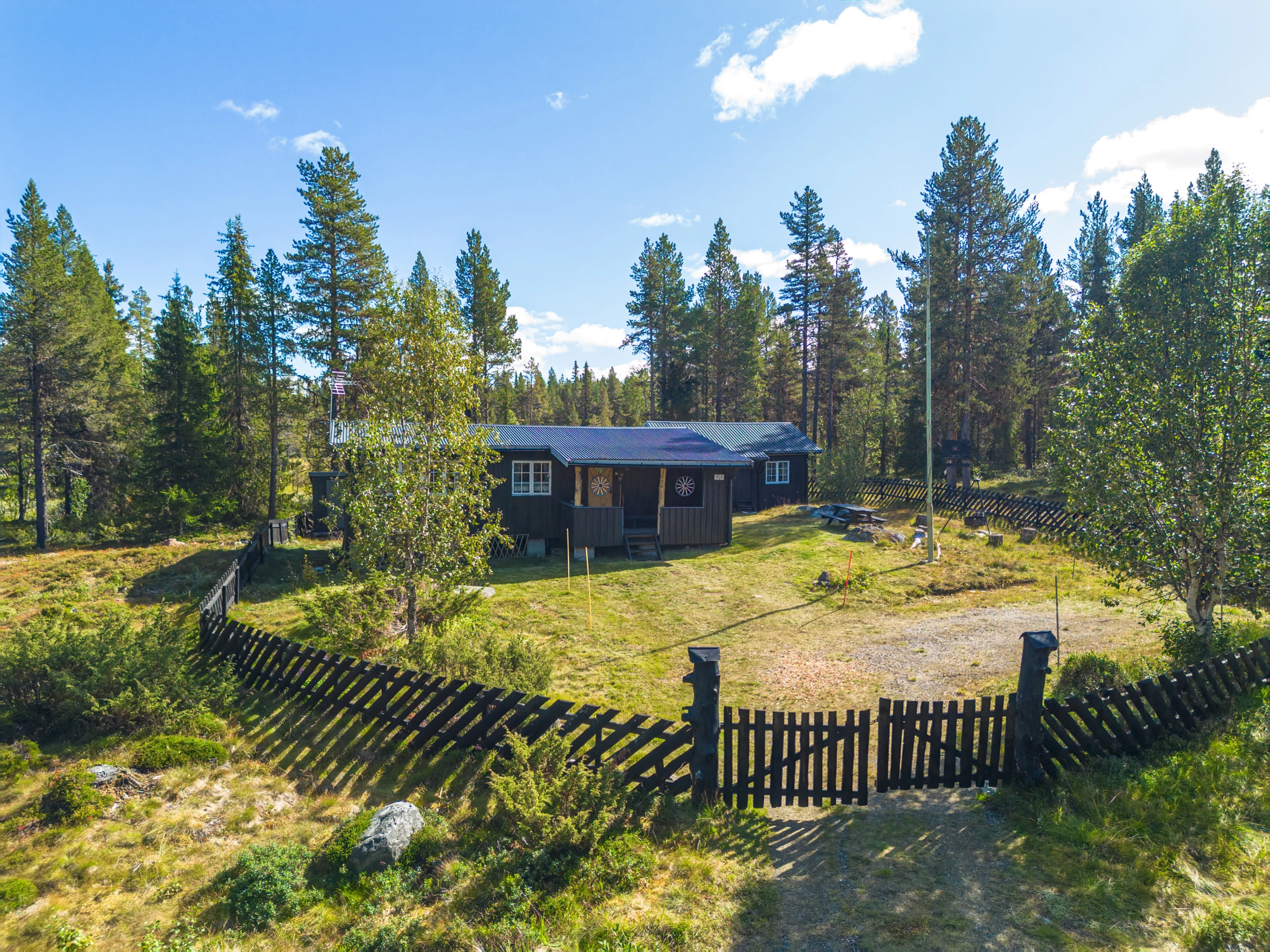 1970s Norwegian Cabin with Annex in Tisleidalen's Scenic Wilderness - View image 32 of 34