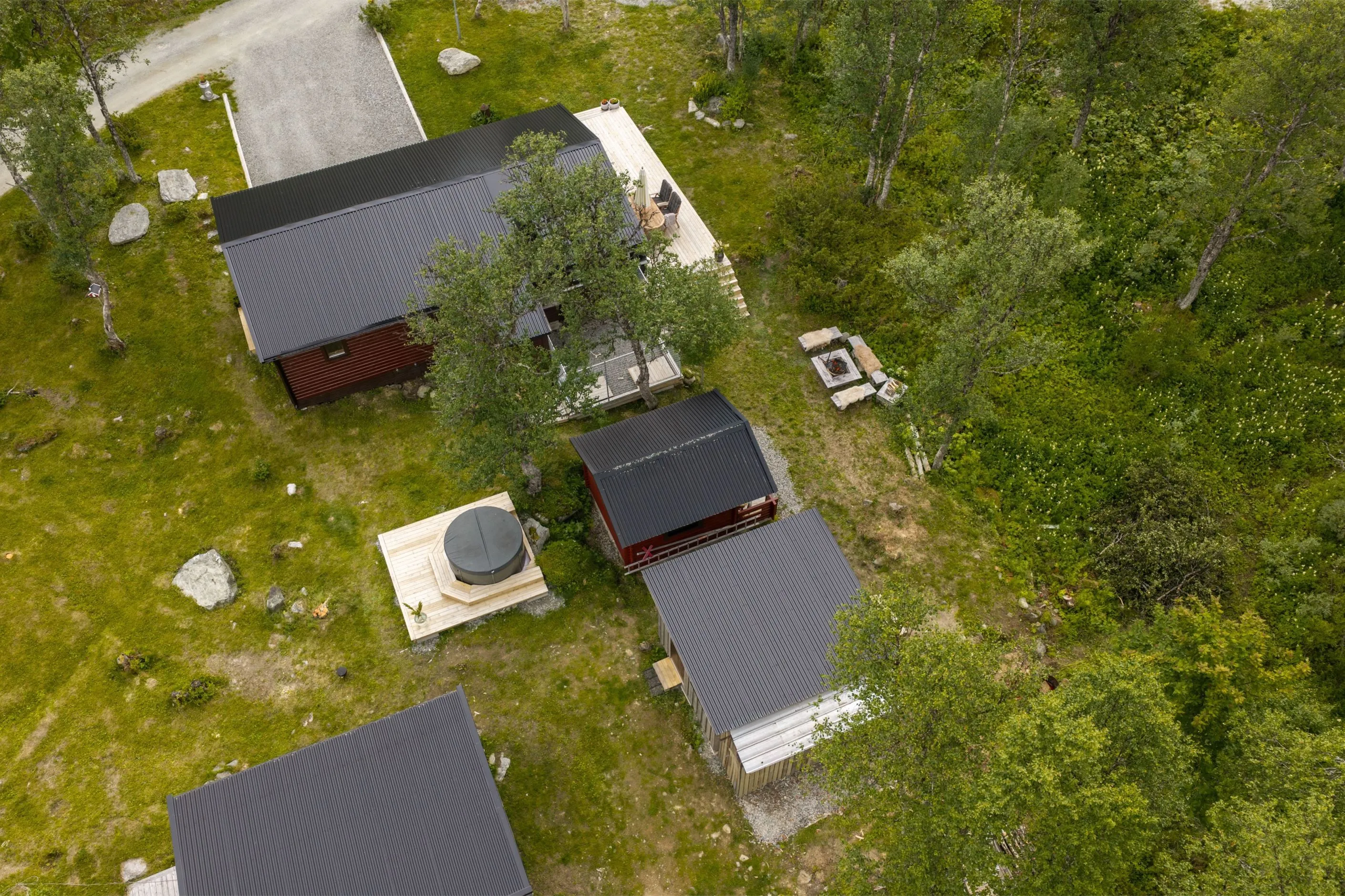 1960s Country House with Sauna and Guest Cabin in Härjedalen - View image 36 of 44
