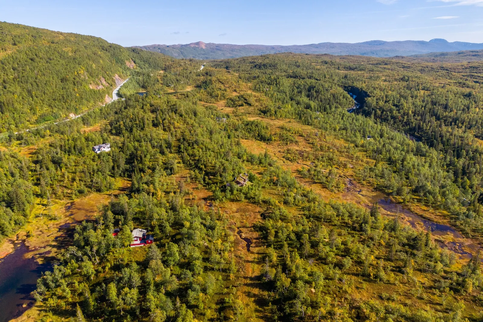 2007 Log Cabin with Sauna and Expansive Terrace in Reinfjellia, Norway - View image 37 of 38