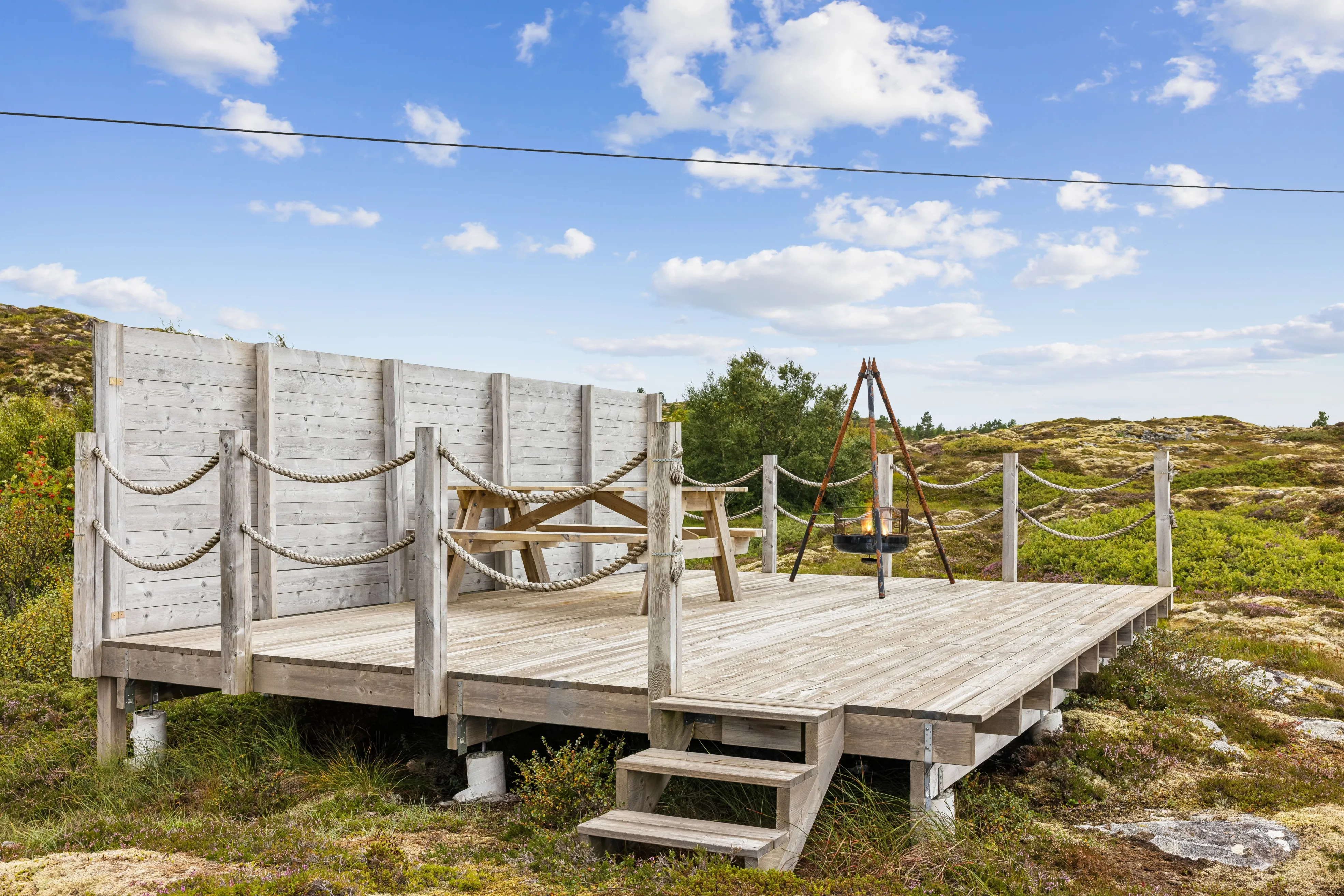 Coastal Retreat: 2-Bedroom House with Expansive Terrace in Kvenvær, Norway - View image 28 of 32