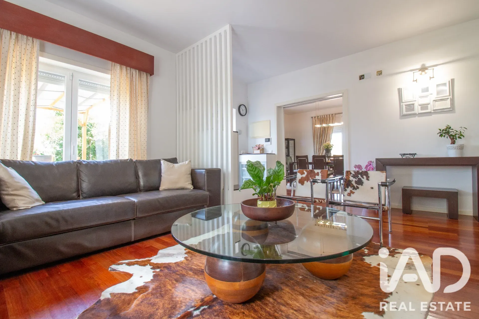 4-Bedroom House with Expansive Garden in Salir de Matos - Image 2