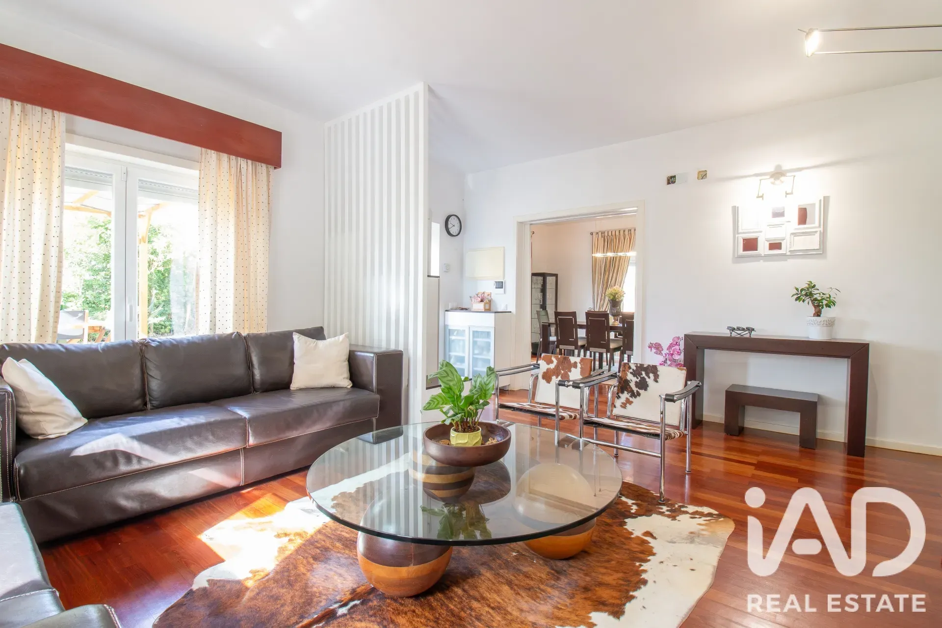 4-Bedroom House with Expansive Garden in Salir de Matos - Image 4