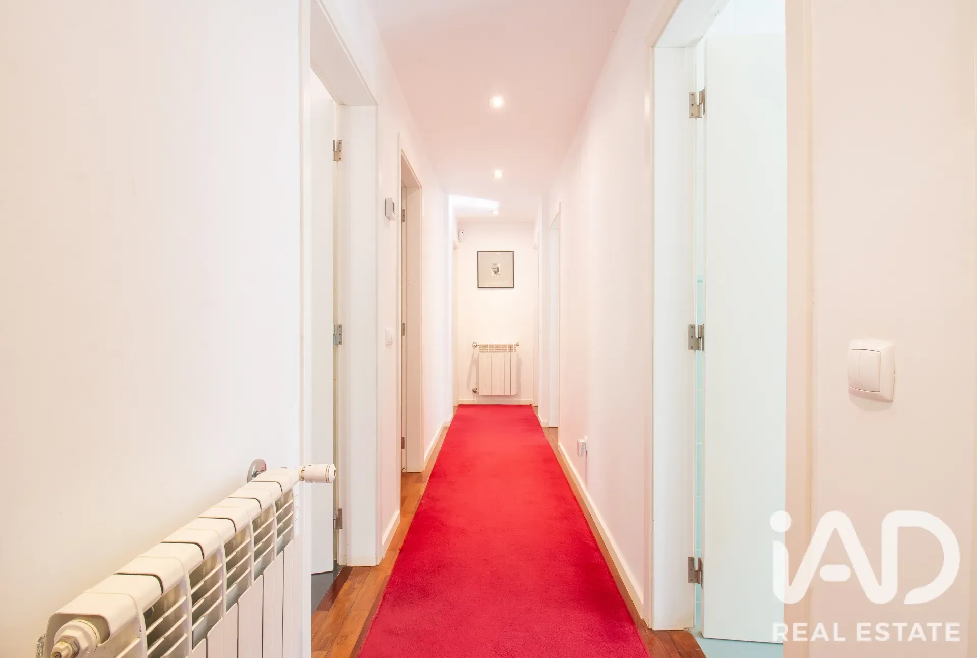 4-Bedroom House with Expansive Garden in Salir de Matos - View image 12 of 36