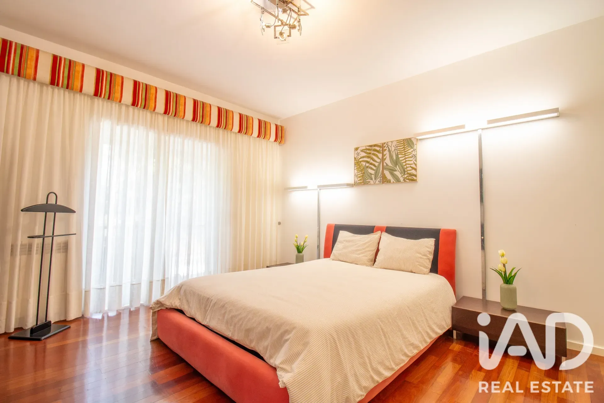 4-Bedroom House with Expansive Garden in Salir de Matos - View image 16 of 36