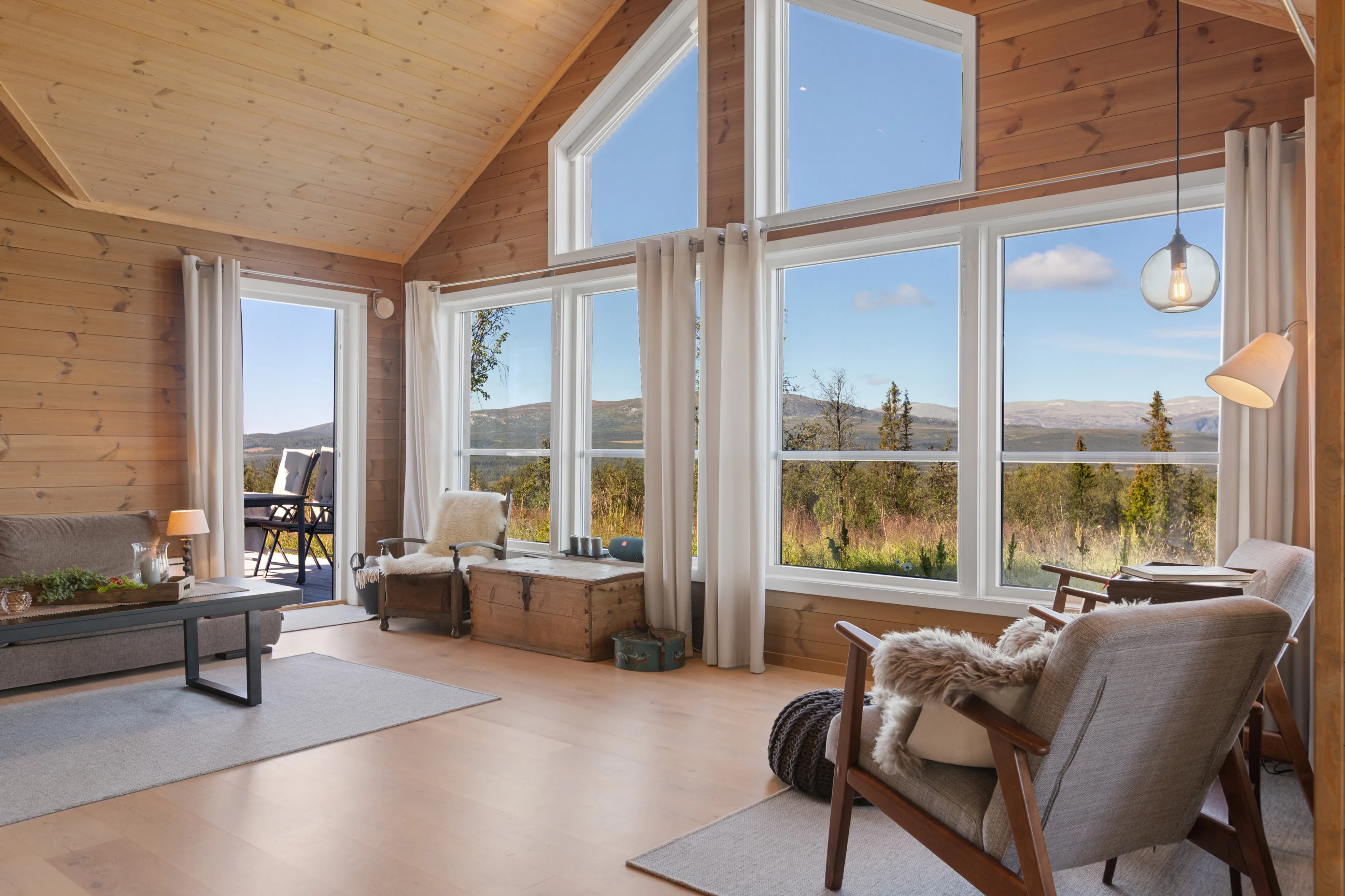 Modern 3-Bedroom House with Panoramic Views in Valdres, Norway - View image 14 of 52