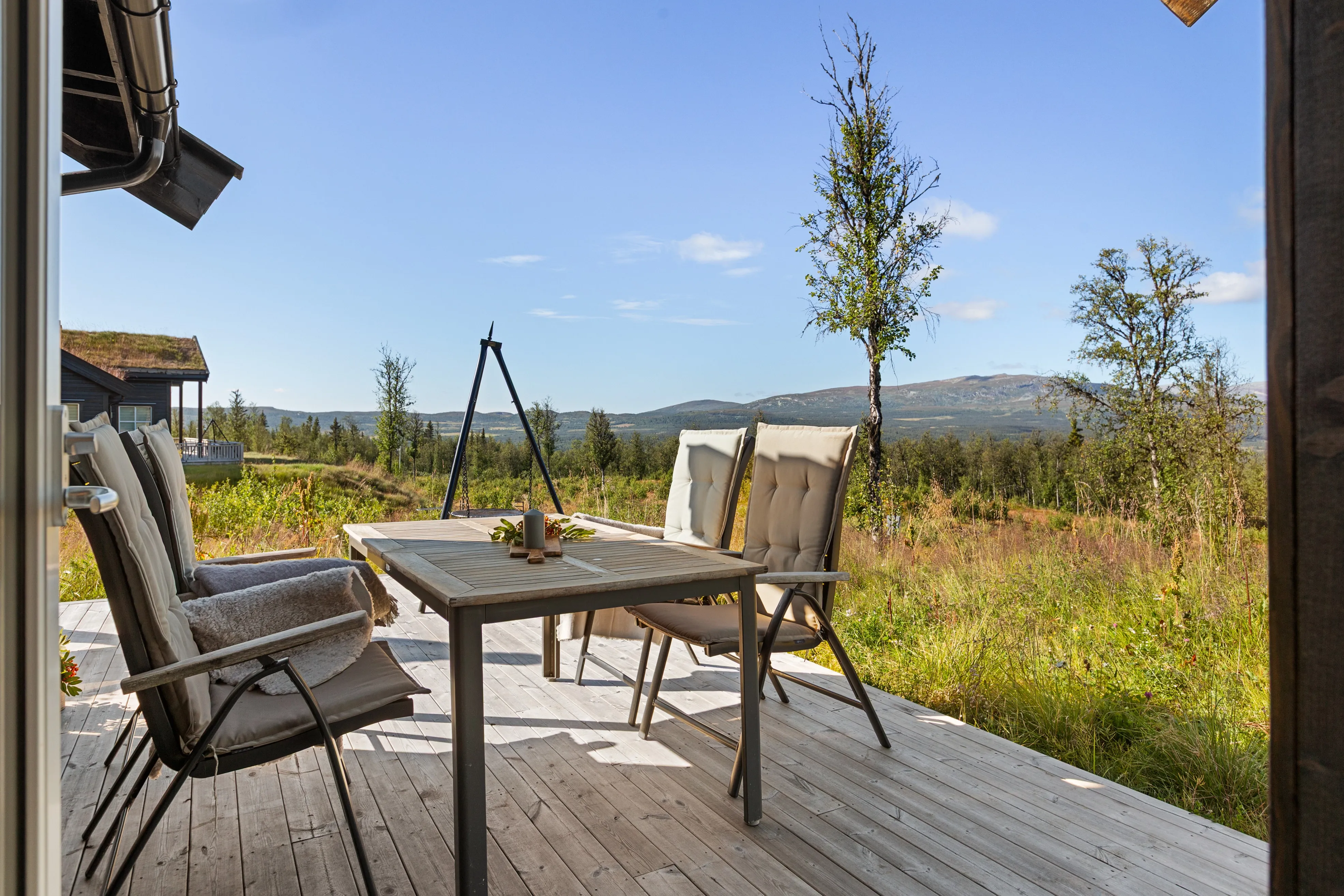 Modern 3-Bedroom House with Panoramic Views in Valdres, Norway - View image 15 of 52