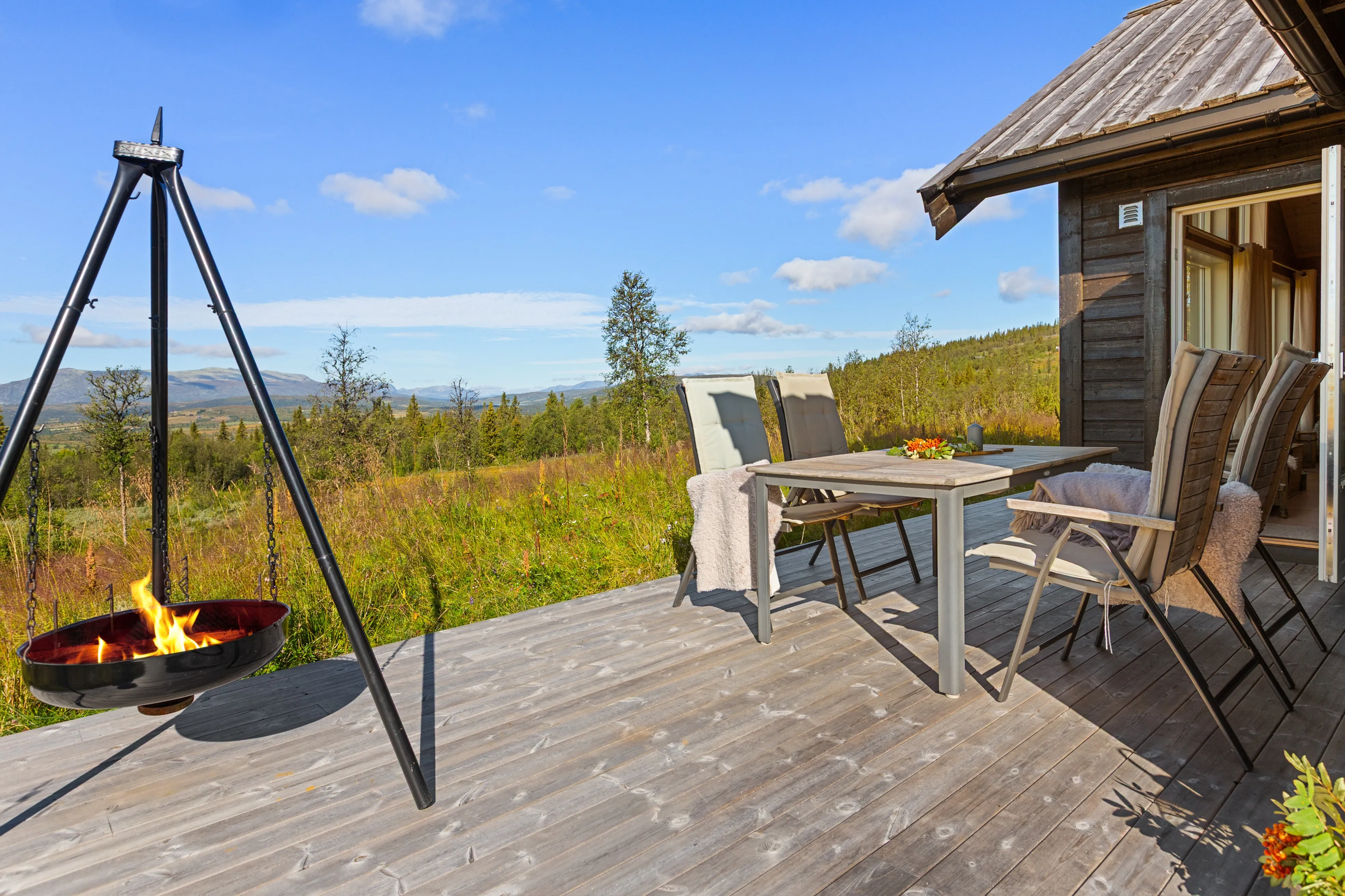 Modern 3-Bedroom House with Panoramic Views in Valdres, Norway - View image 16 of 52