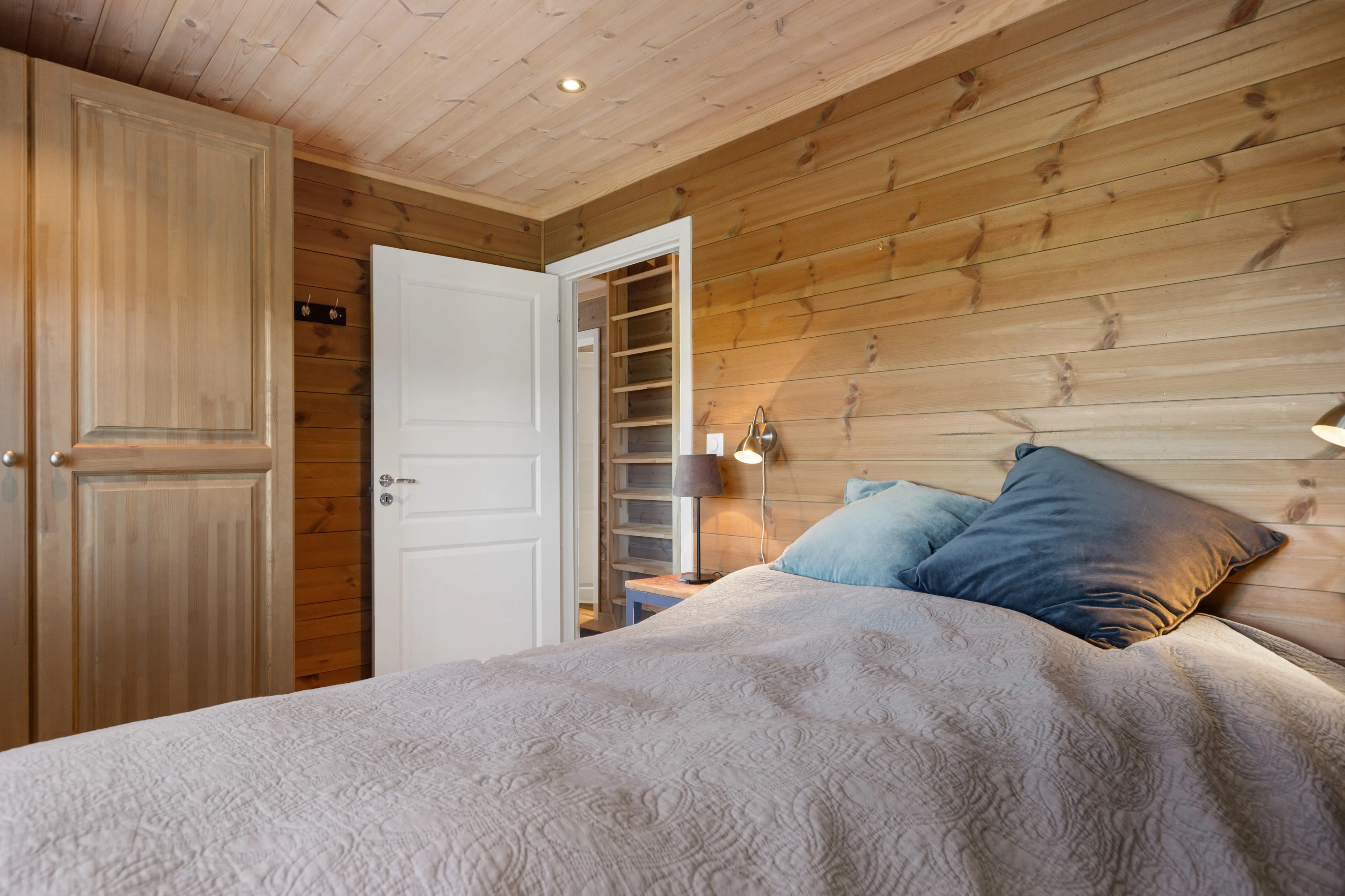 Modern 3-Bedroom House with Panoramic Views in Valdres, Norway - View image 25 of 52