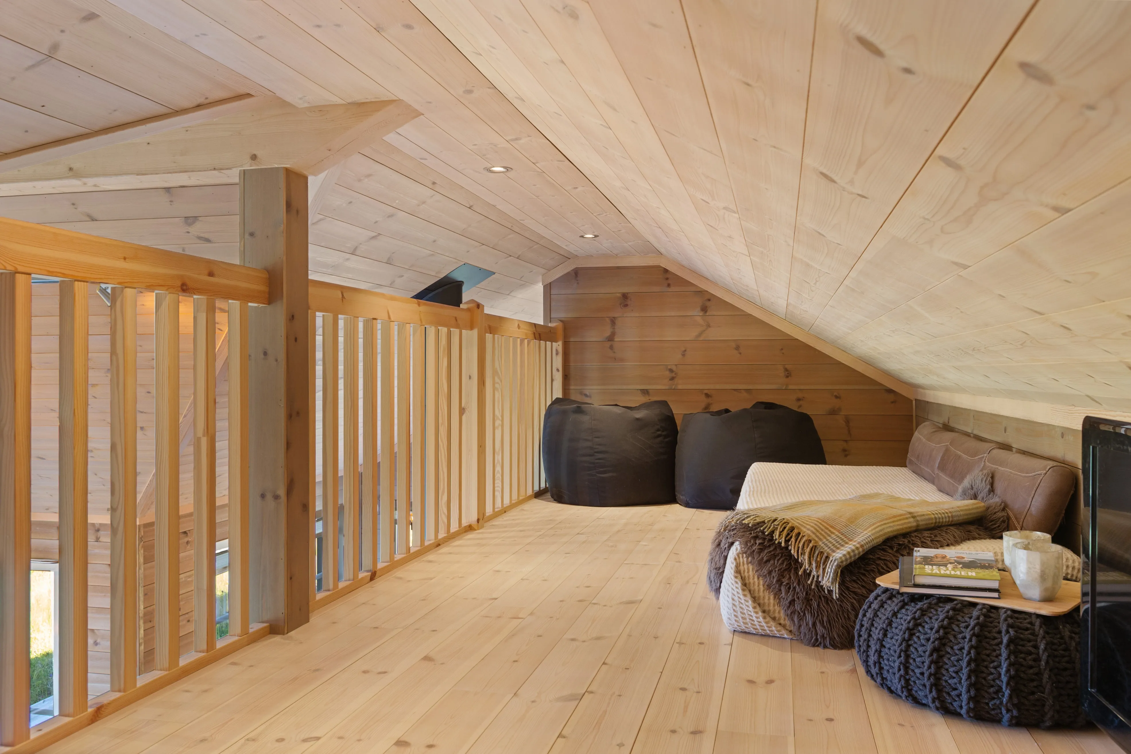 Modern 3-Bedroom House with Panoramic Views in Valdres, Norway - View image 33 of 52