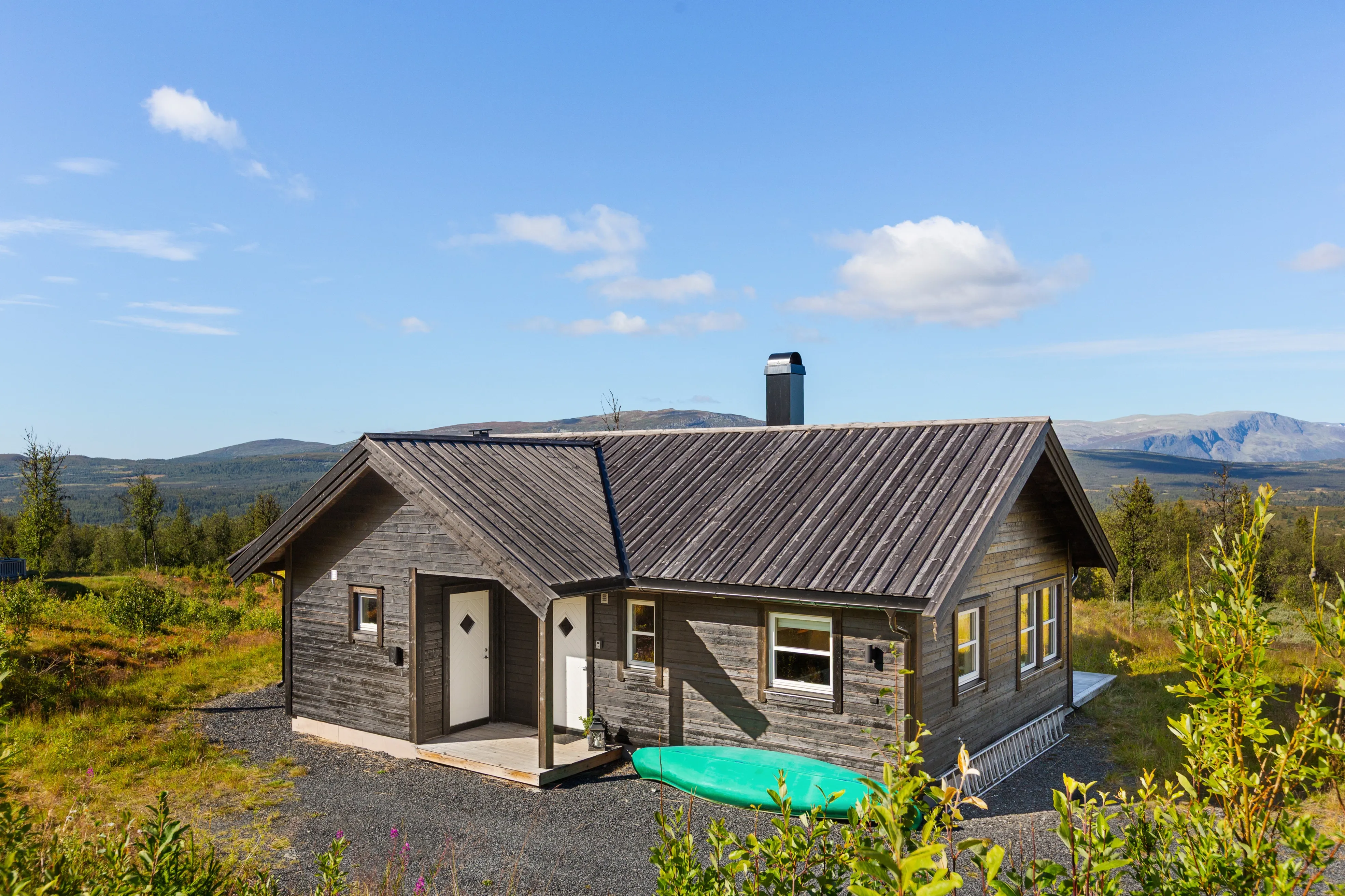 Modern 3-Bedroom House with Panoramic Views in Valdres, Norway - View image 43 of 52