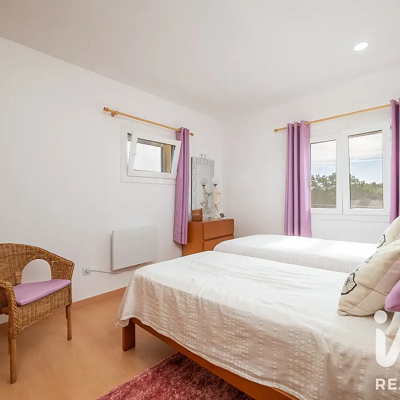 View image 15