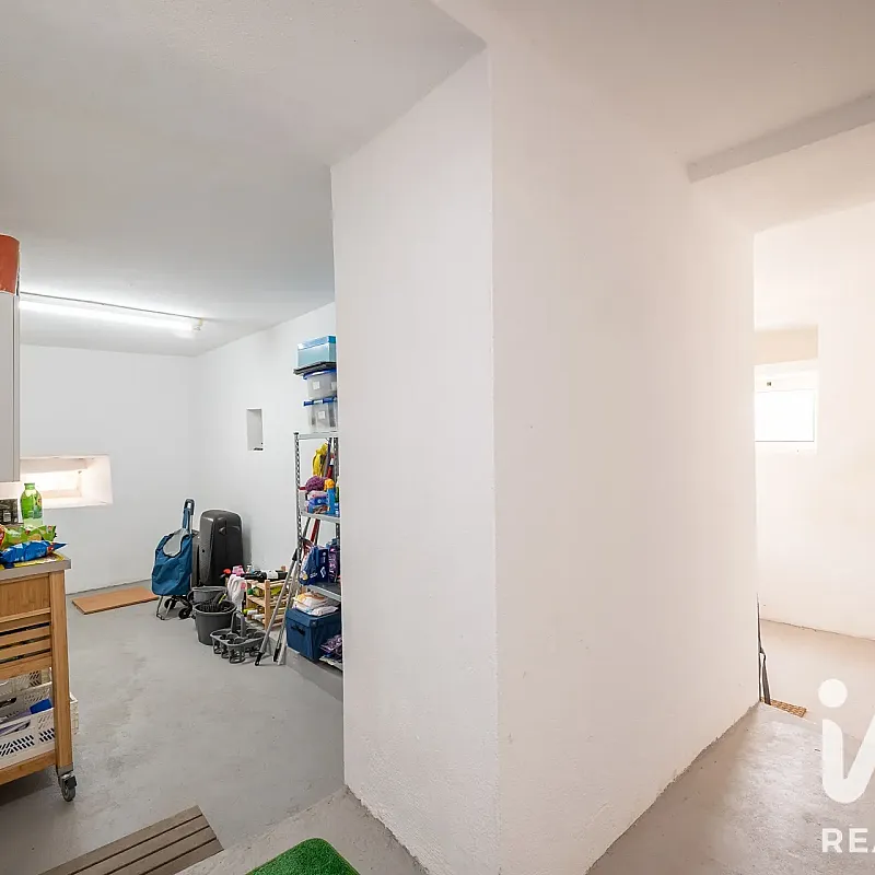 View image 30
