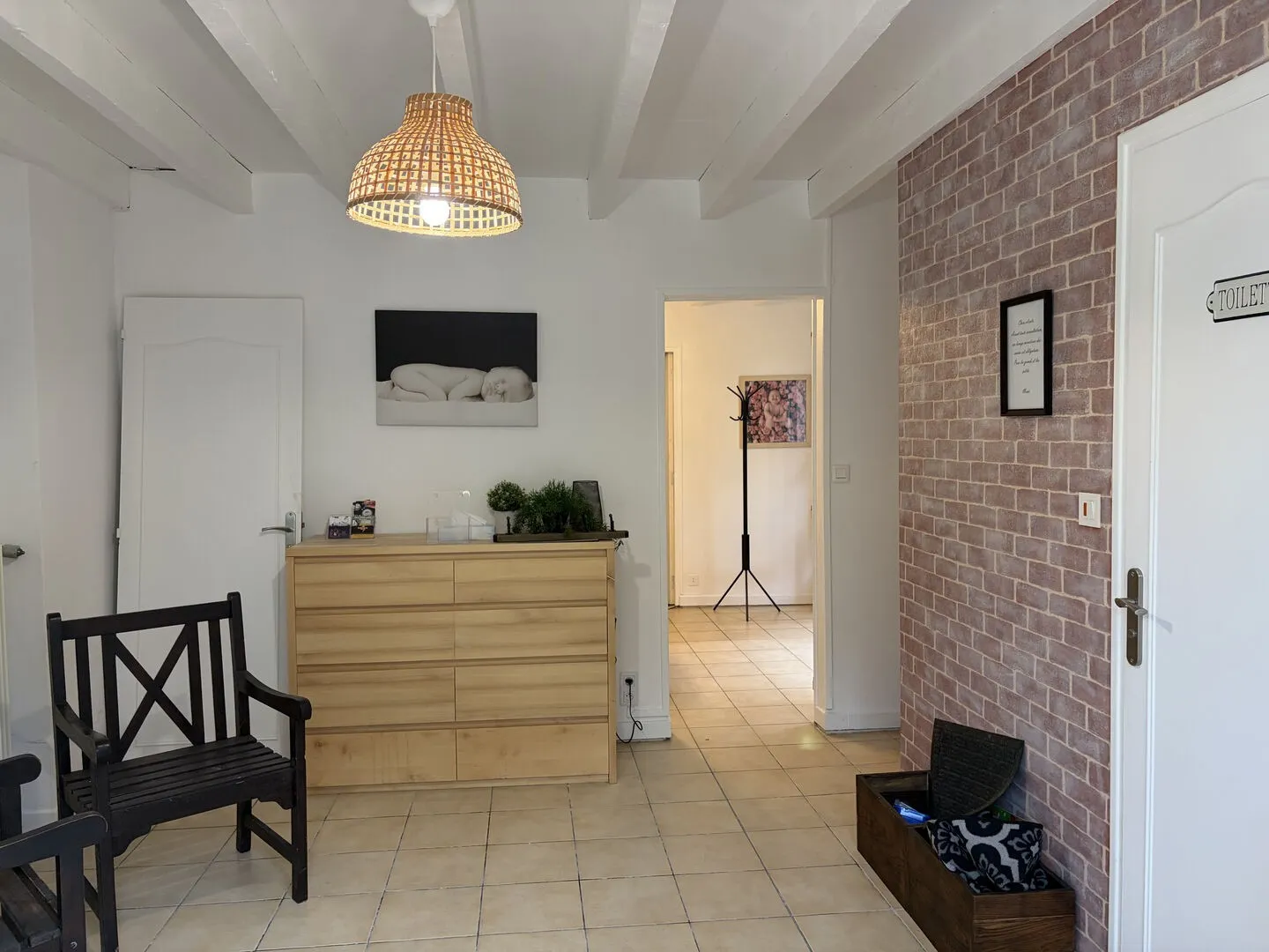 1980s Family Home in Saint-Cyprien with Pool and Expansive Gardens - View image 44 of 50