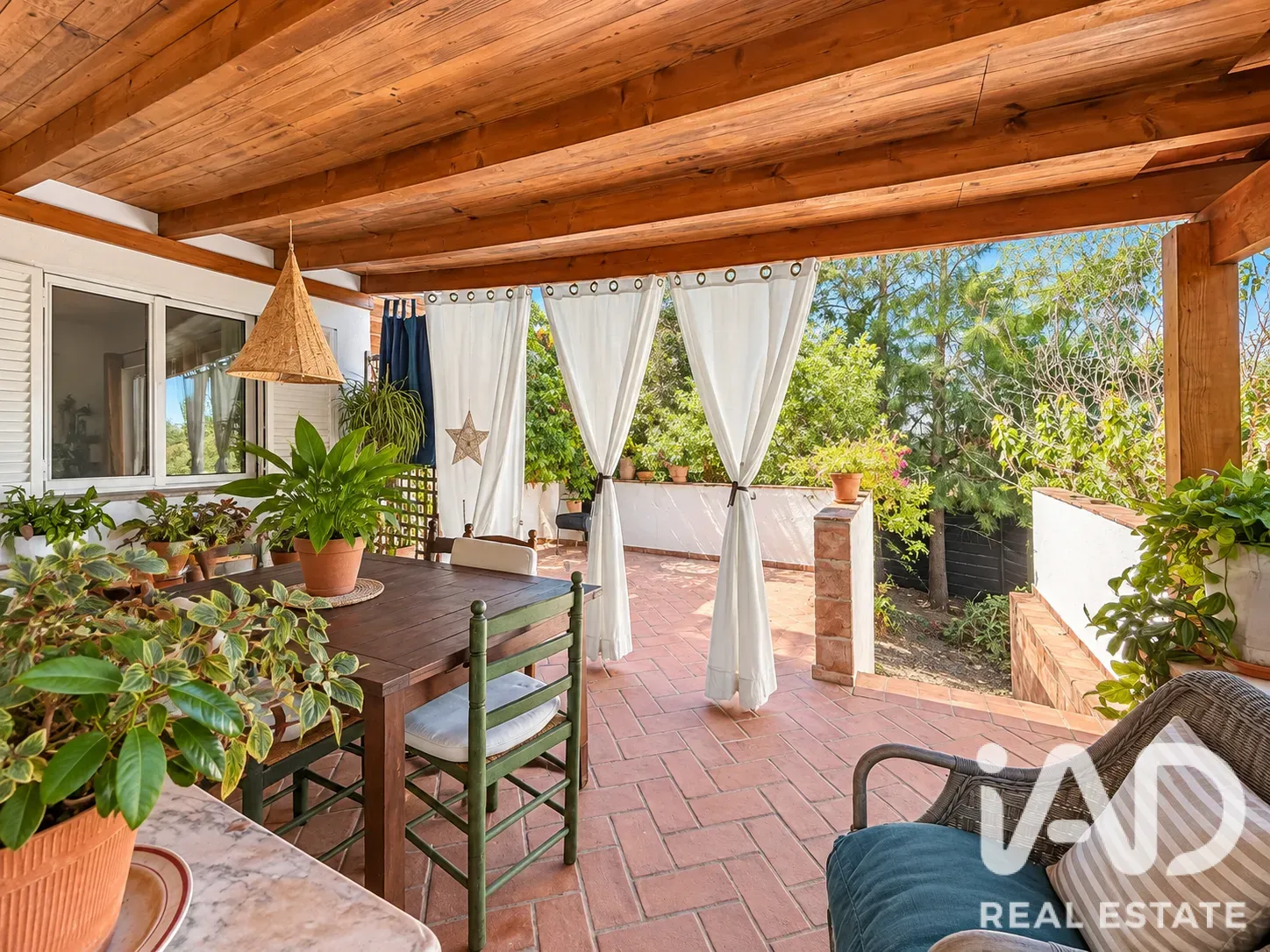 Contemporary 3-Bedroom House with Pool and Garden in Tavira, Portugal - Image 3