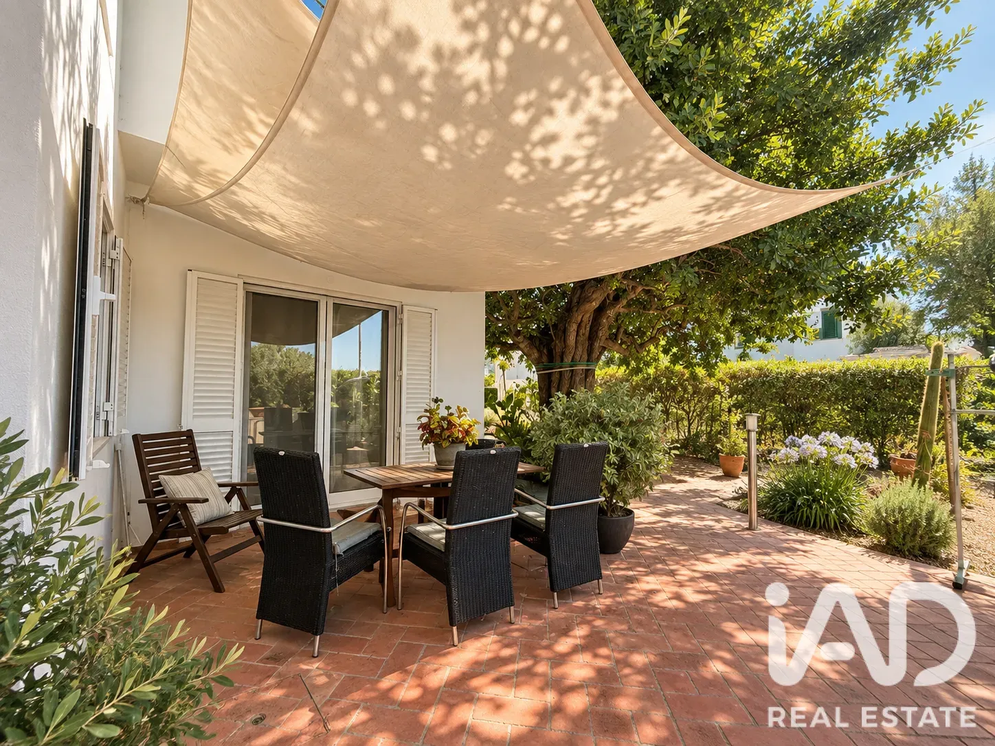 Contemporary 3-Bedroom House with Pool and Garden in Tavira, Portugal - Image 4