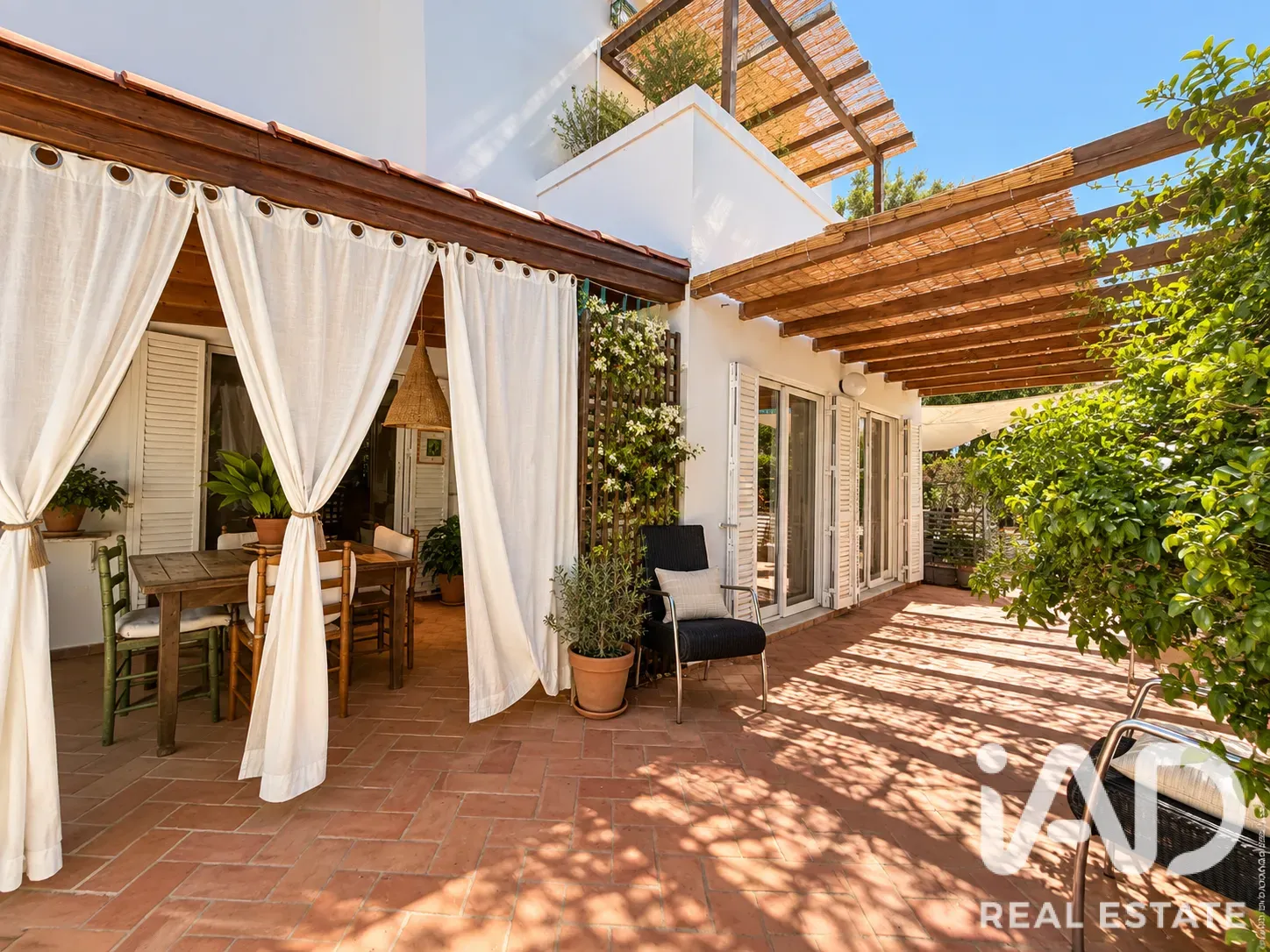 Contemporary 3-Bedroom House with Pool and Garden in Tavira, Portugal - Image 5