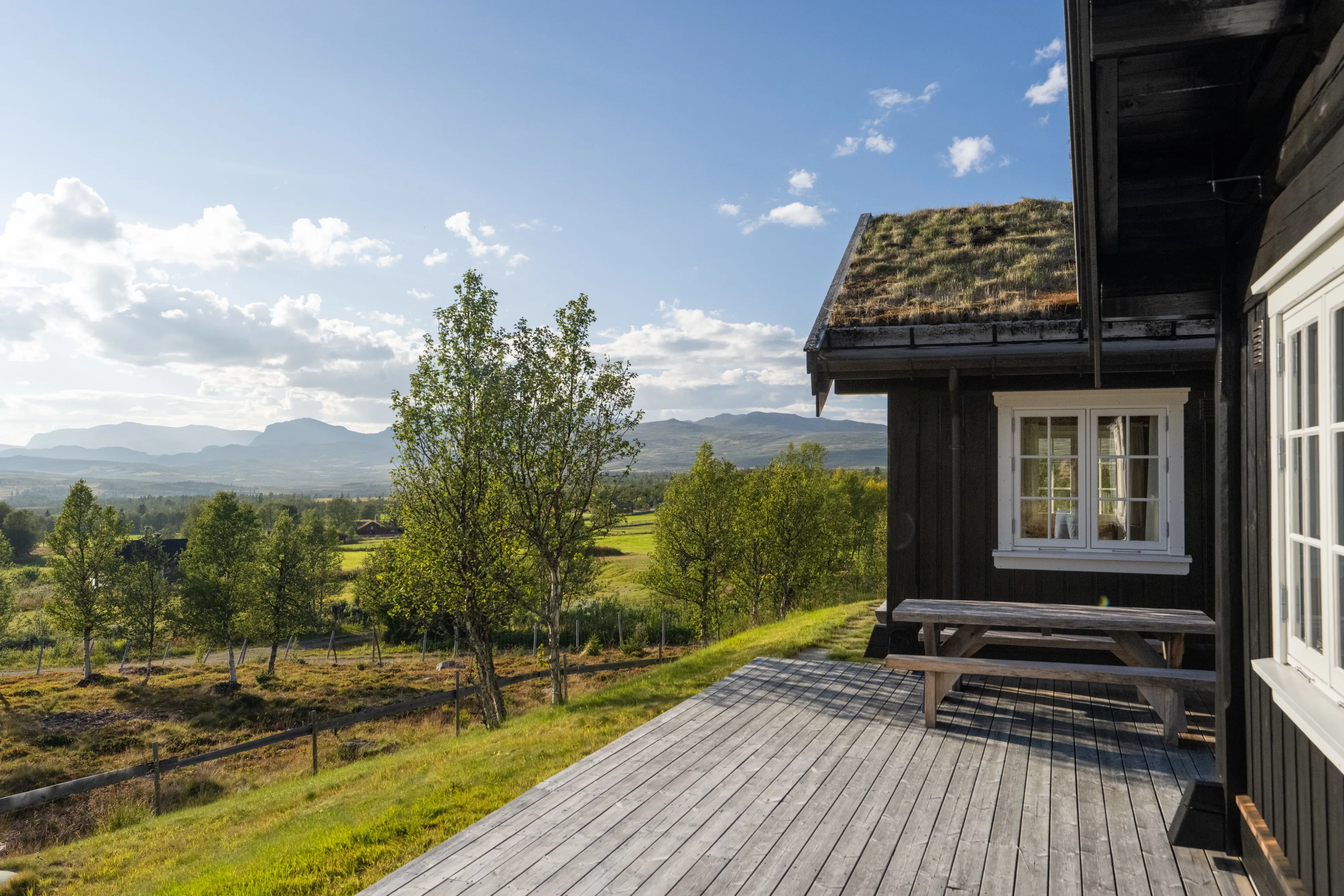 Spacious 4-Bedroom Cabin with Mountain Vistas in Hallingdal, Norway - View image 32 of 37