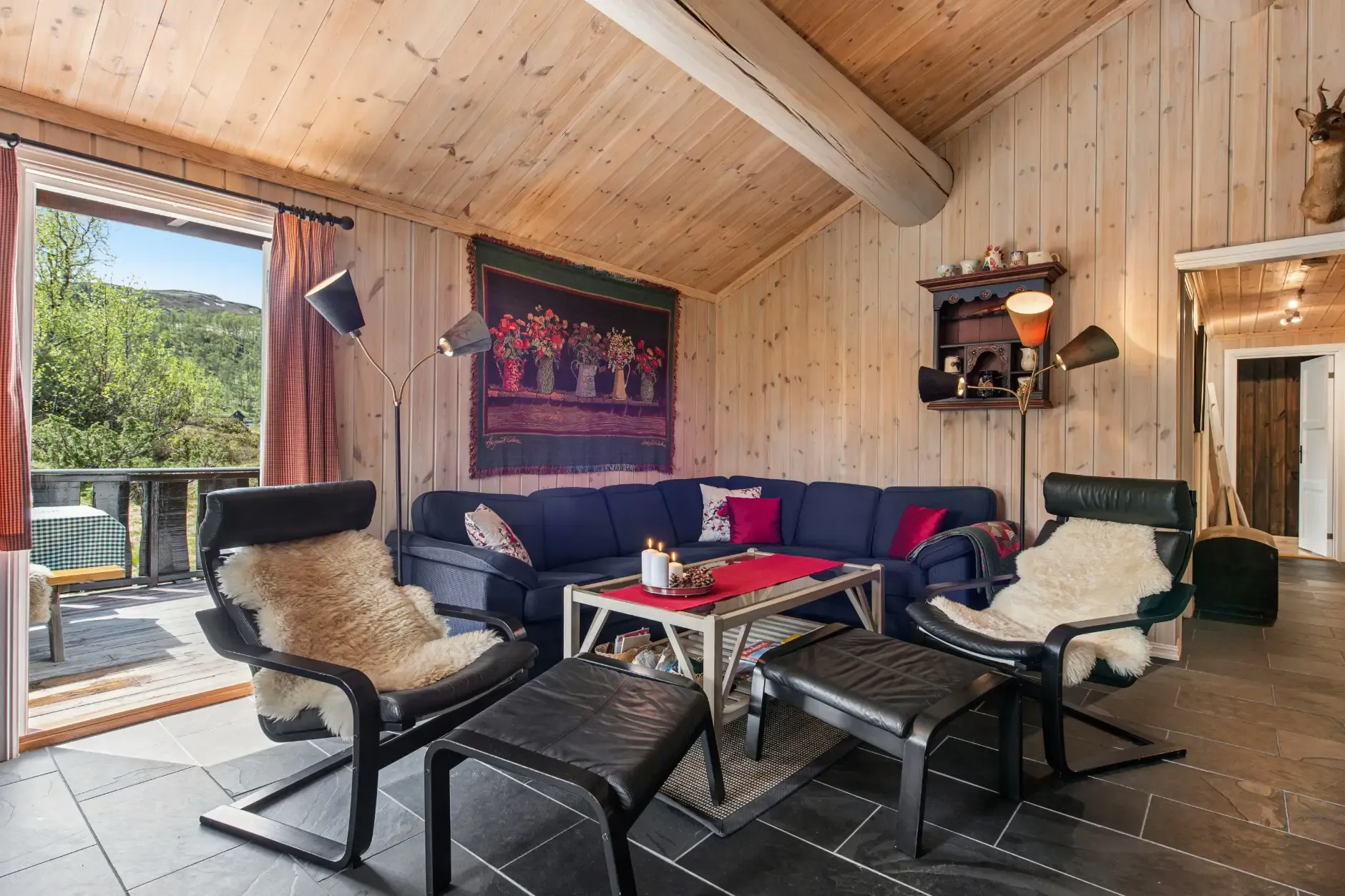 Furnished 4-Bedroom Country Retreat Near Ski Trails and Lake in Norway - View image 8 of 30