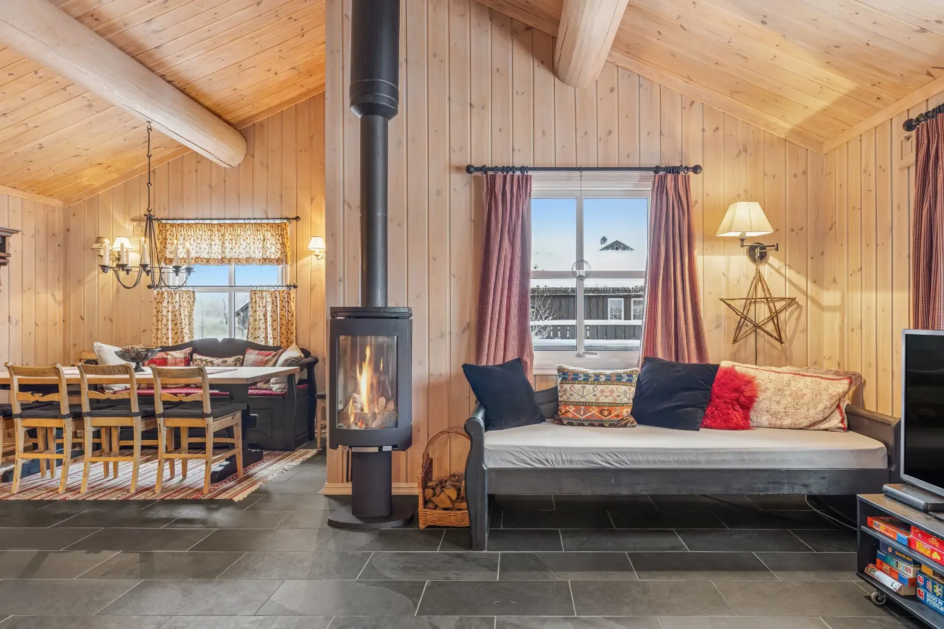 Furnished 4-Bedroom Country Retreat Near Ski Trails and Lake in Norway - View image 10 of 30