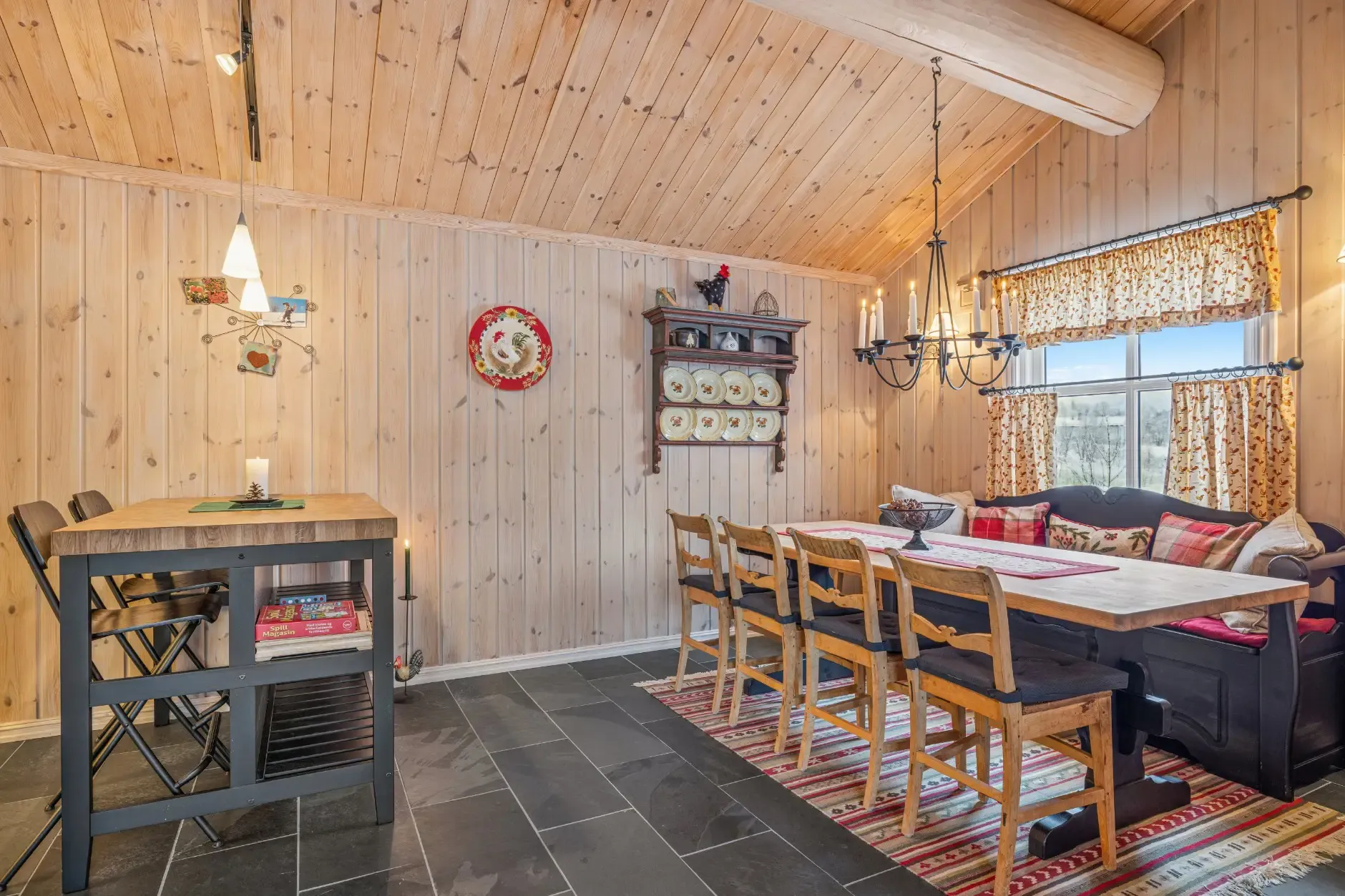 Furnished 4-Bedroom Country Retreat Near Ski Trails and Lake in Norway - View image 11 of 30