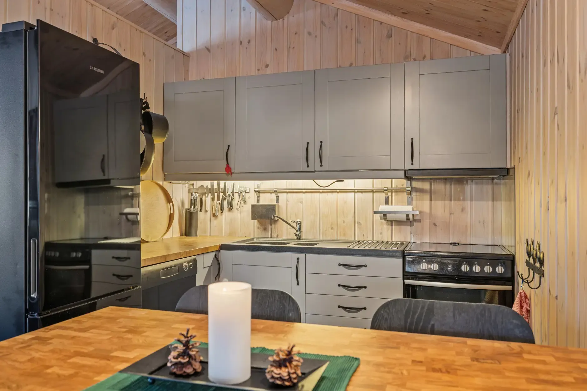 Furnished 4-Bedroom Country Retreat Near Ski Trails and Lake in Norway - View image 13 of 30