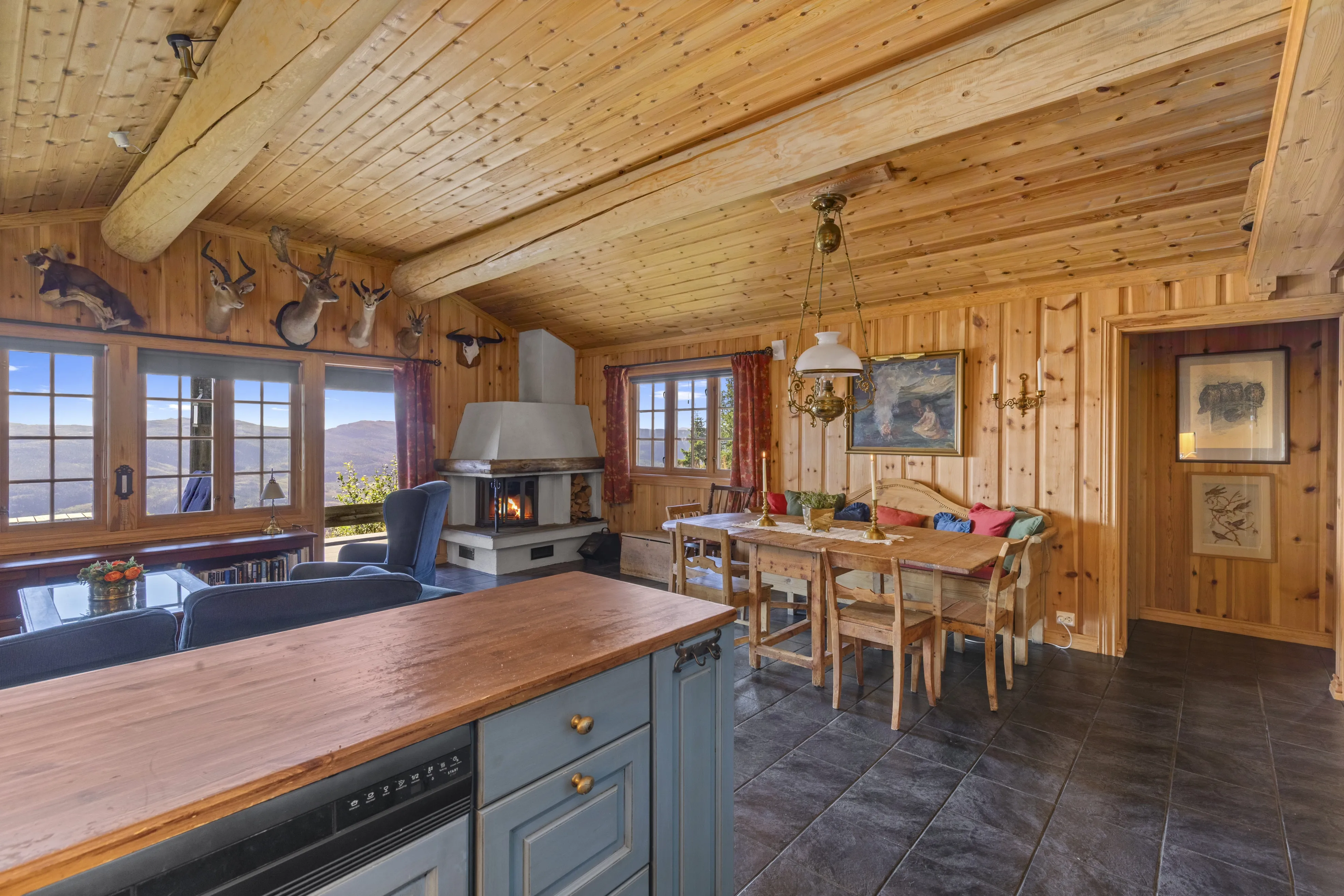 Contemporary 3-Bedroom Cabin with Sauna and Terrace in Scenic Eggedal - View image 16 of 50