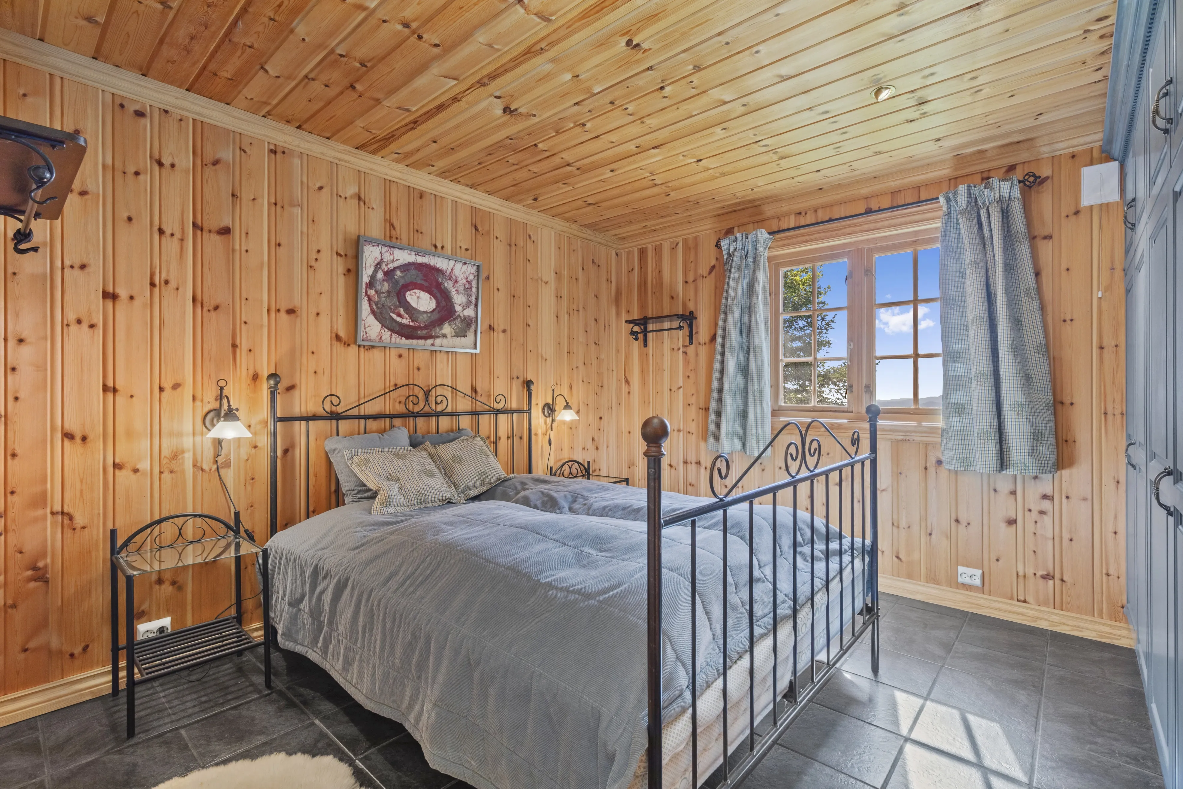 Contemporary 3-Bedroom Cabin with Sauna and Terrace in Scenic Eggedal - View image 25 of 50