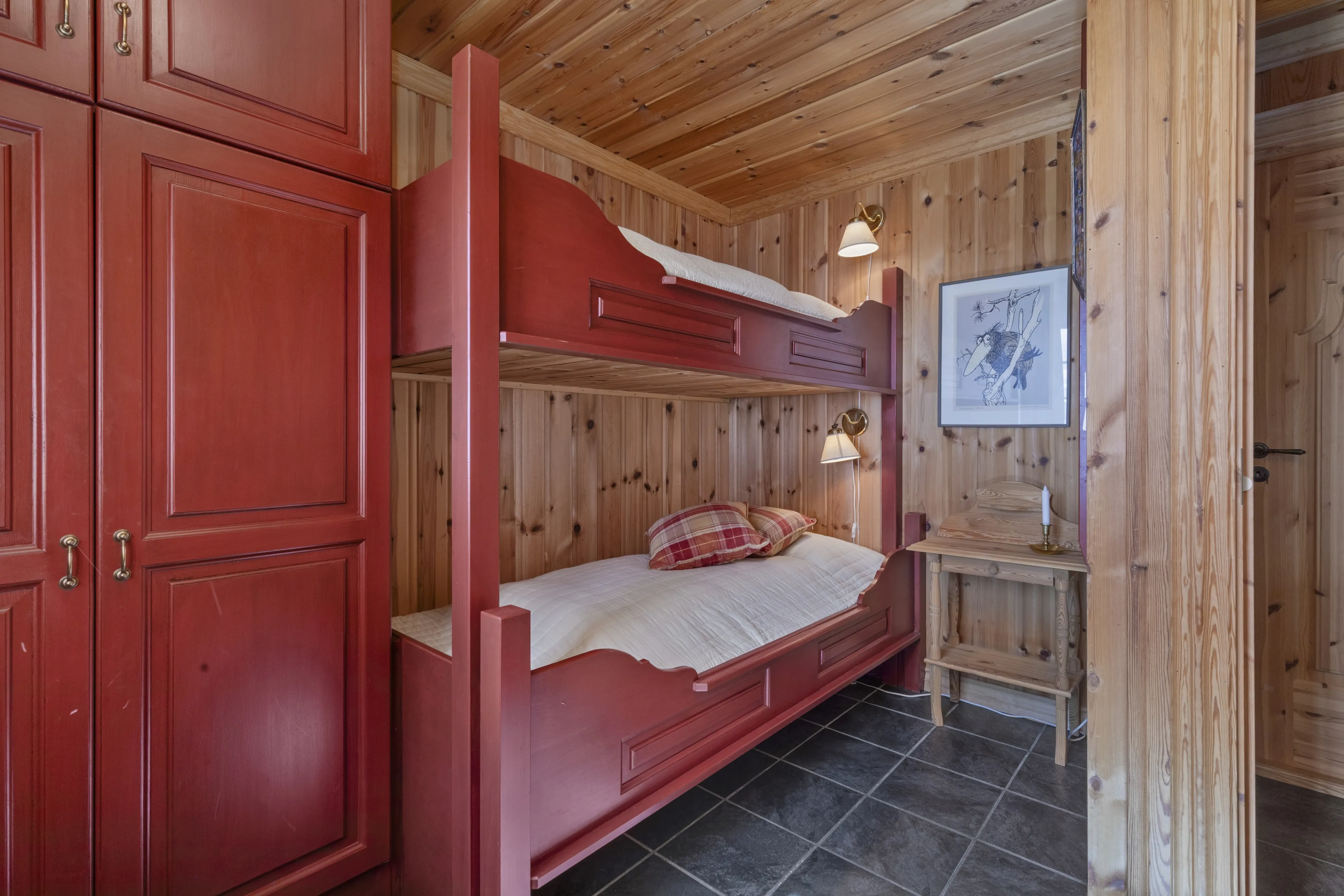 Contemporary 3-Bedroom Cabin with Sauna and Terrace in Scenic Eggedal - View image 31 of 50
