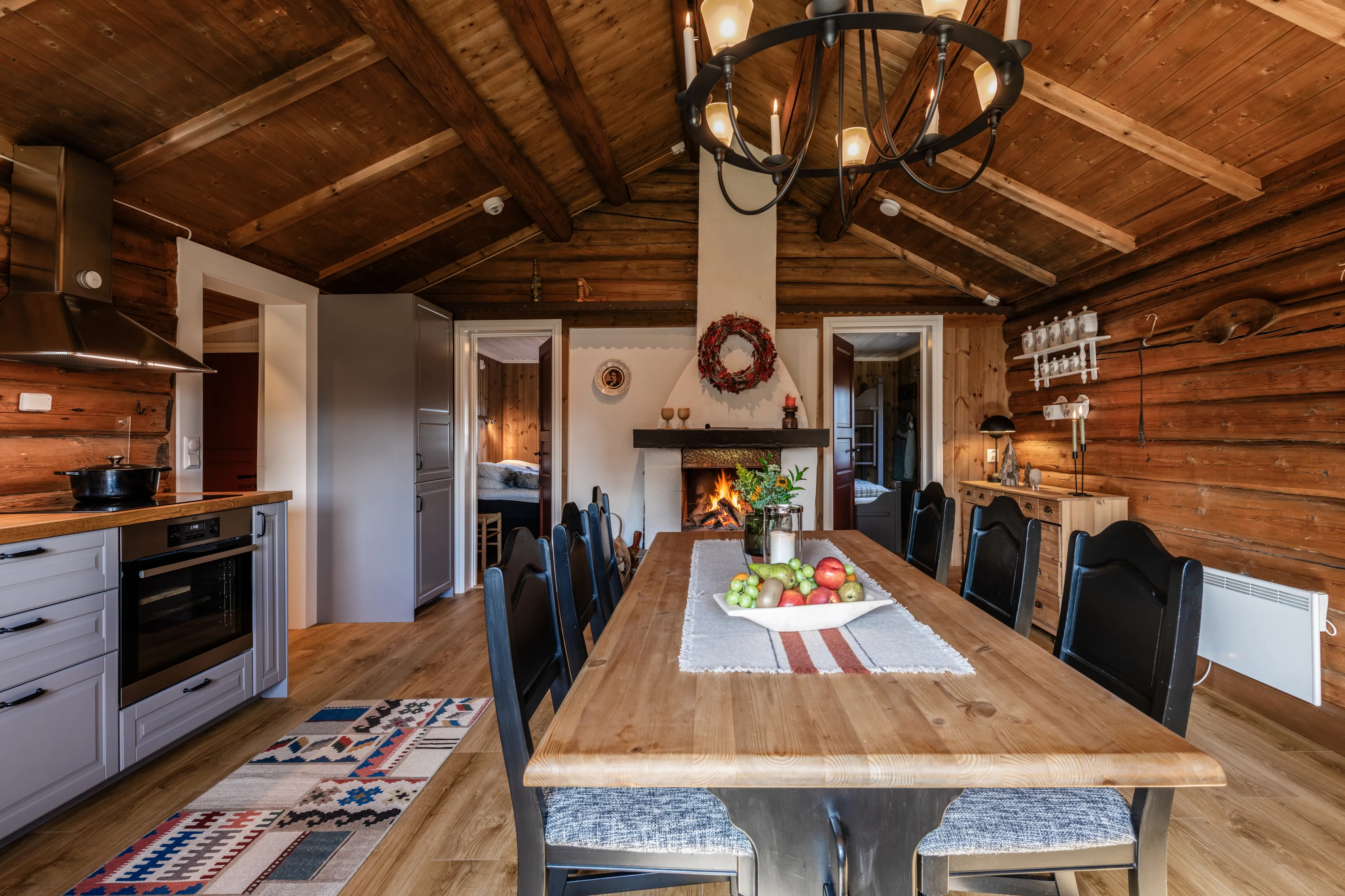1960s Norwegian Cabin with Spacious Terrace and Scenic Gol Location - Image 4