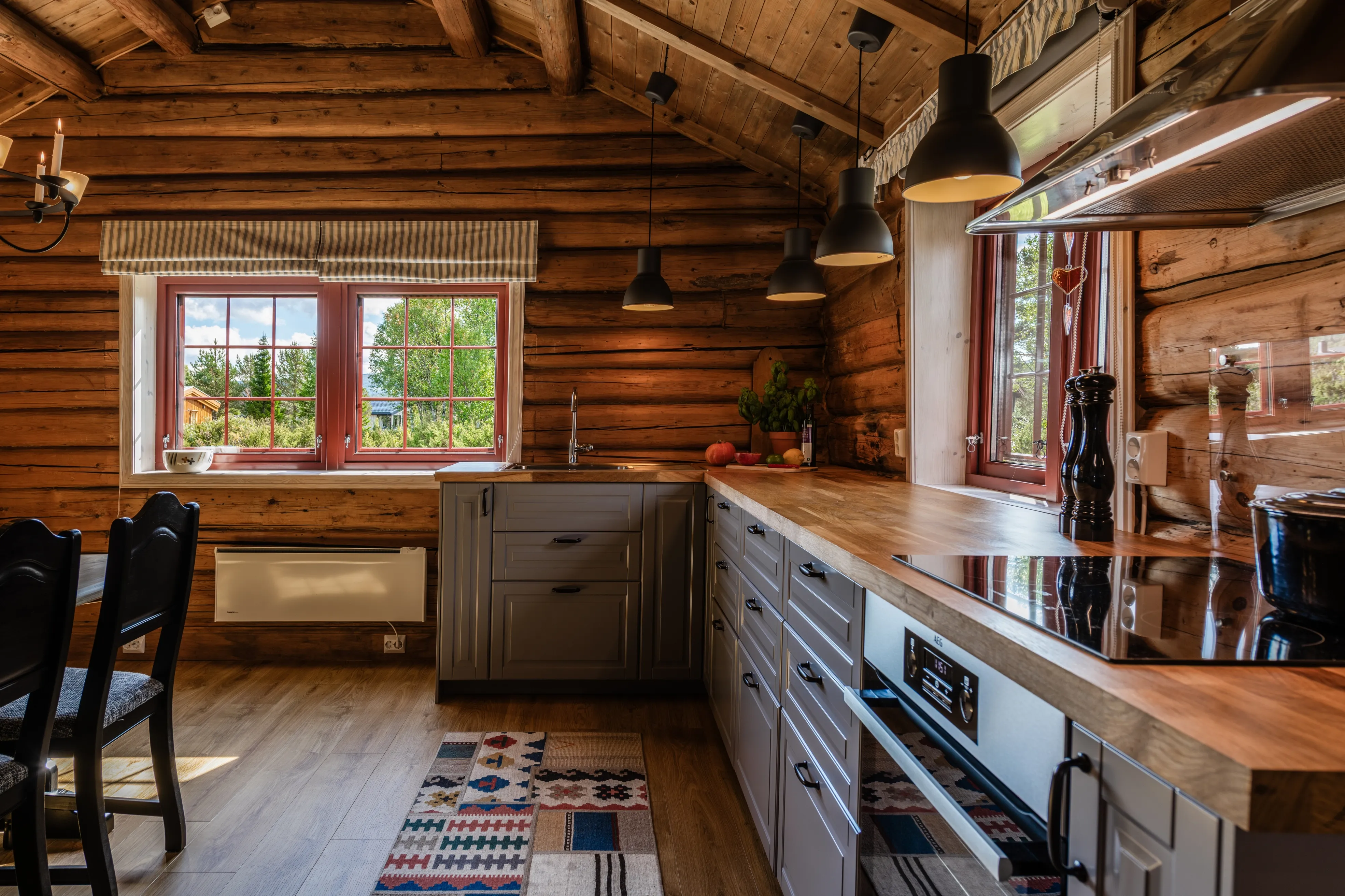 1960s Norwegian Cabin with Spacious Terrace and Scenic Gol Location - View image 8 of 40
