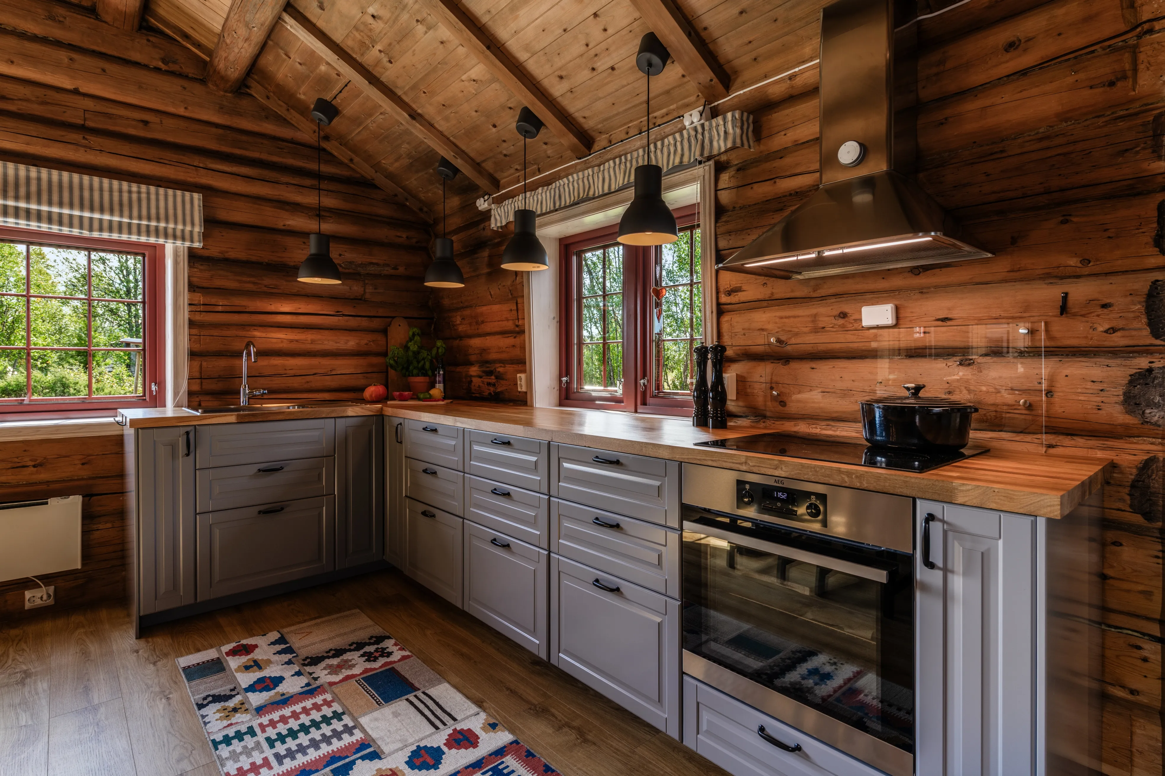 1960s Norwegian Cabin with Spacious Terrace and Scenic Gol Location - View image 9 of 40