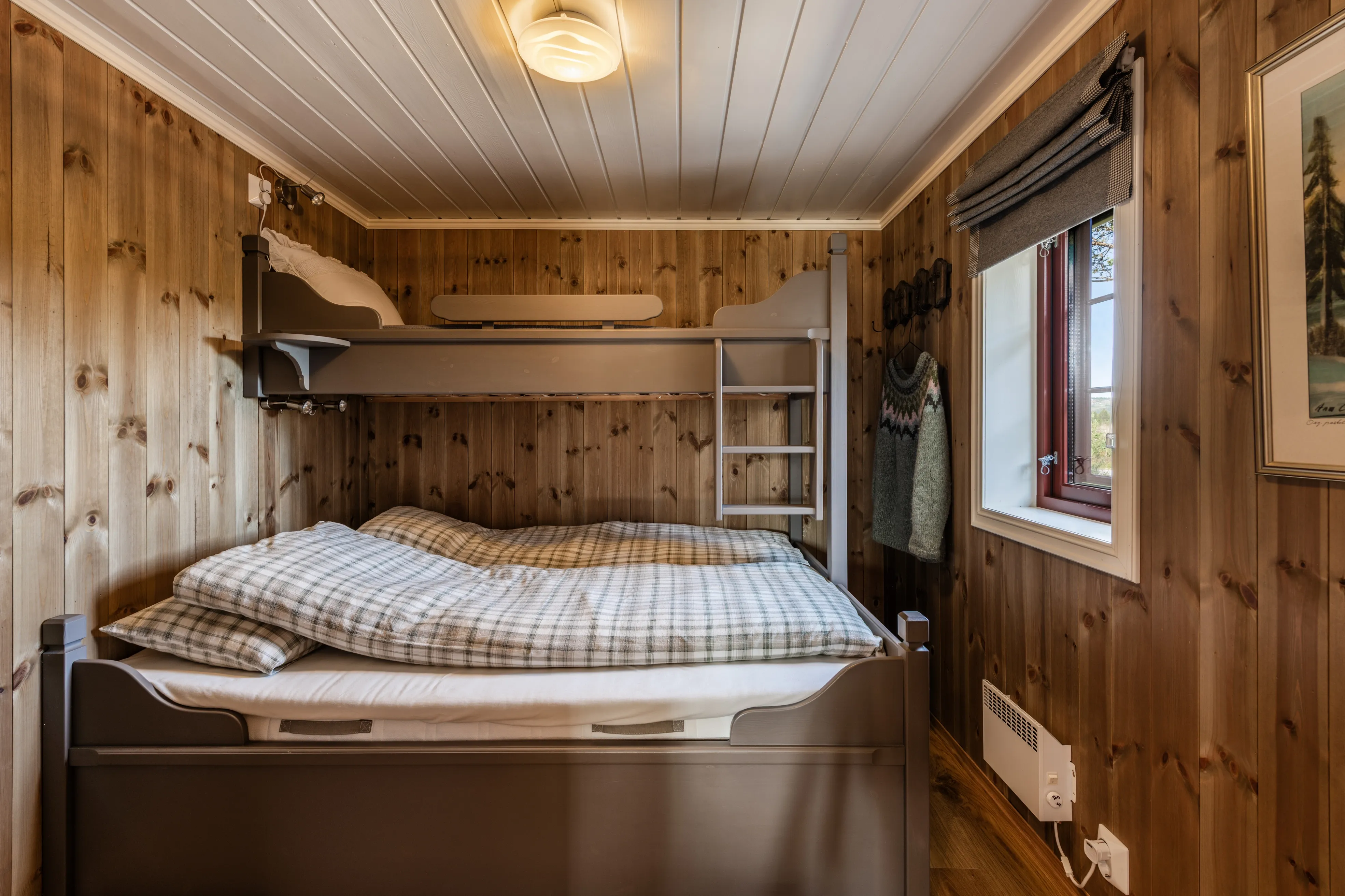 1960s Norwegian Cabin with Spacious Terrace and Scenic Gol Location - View image 12 of 40
